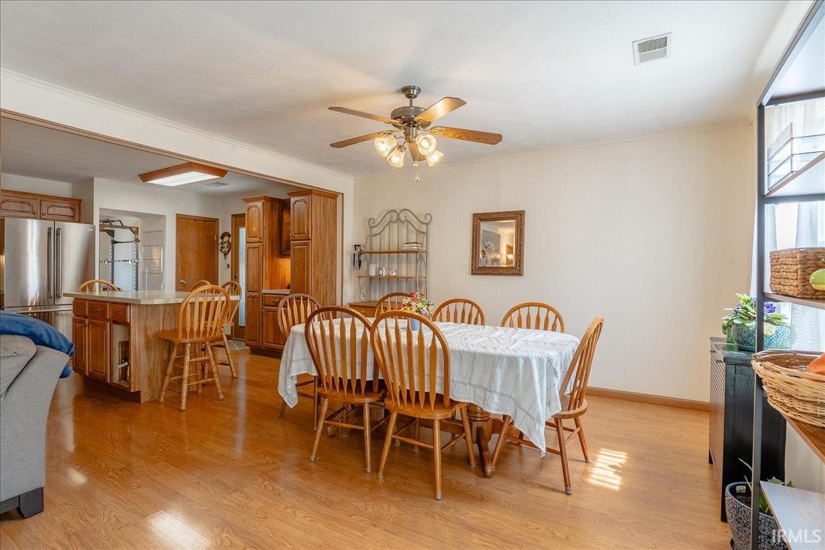 Photo 5 of Sale Pending at 712 Lexington Rd, Evansville, IN 47710 | MLS# 202635131 | Listing updated on 2026-09-04