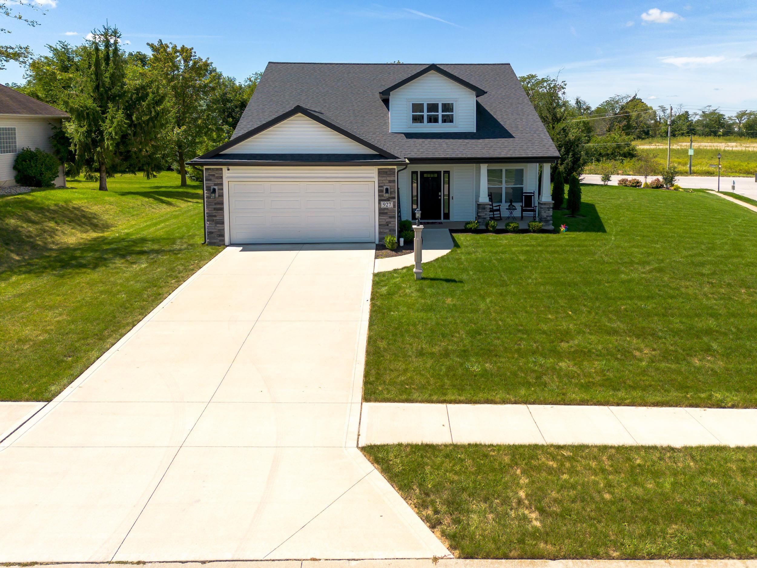 Photo 1 of 927 Clairborne Drive