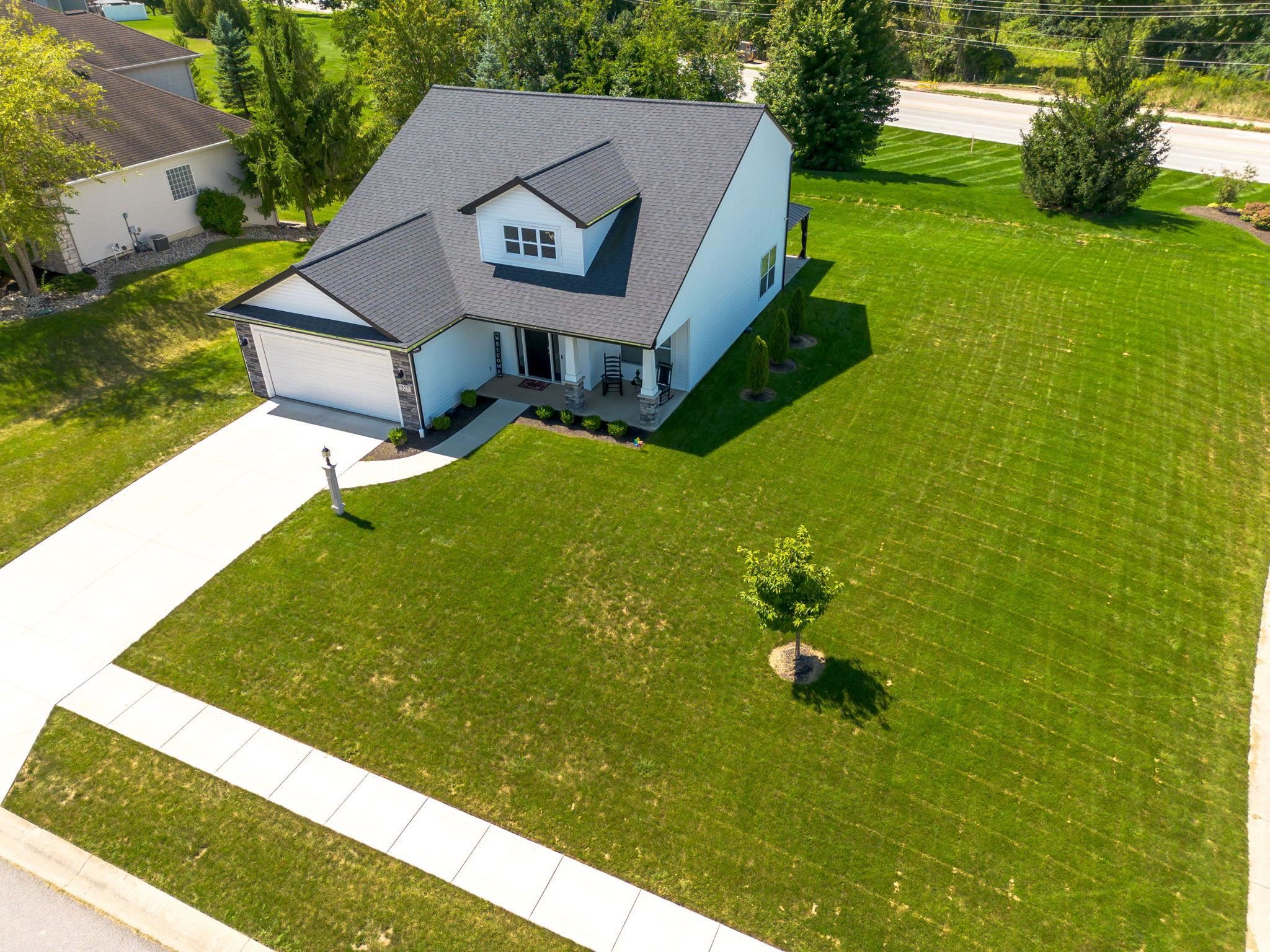 Photo 4 of 927 Clairborne Drive