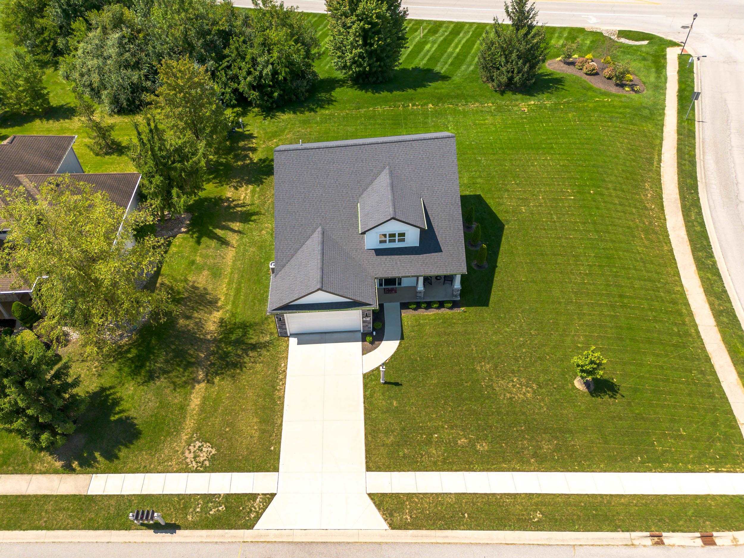 Photo 5 of 927 Clairborne Drive