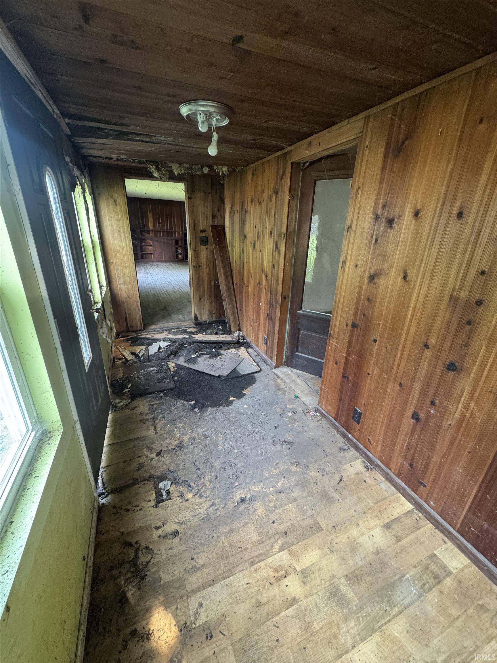 Photo 4 of Manufactured home for sale at 940 Newby St, Mitchell, IN 47446 | MLS# 202635263 | Listing updated on 2026-09-14