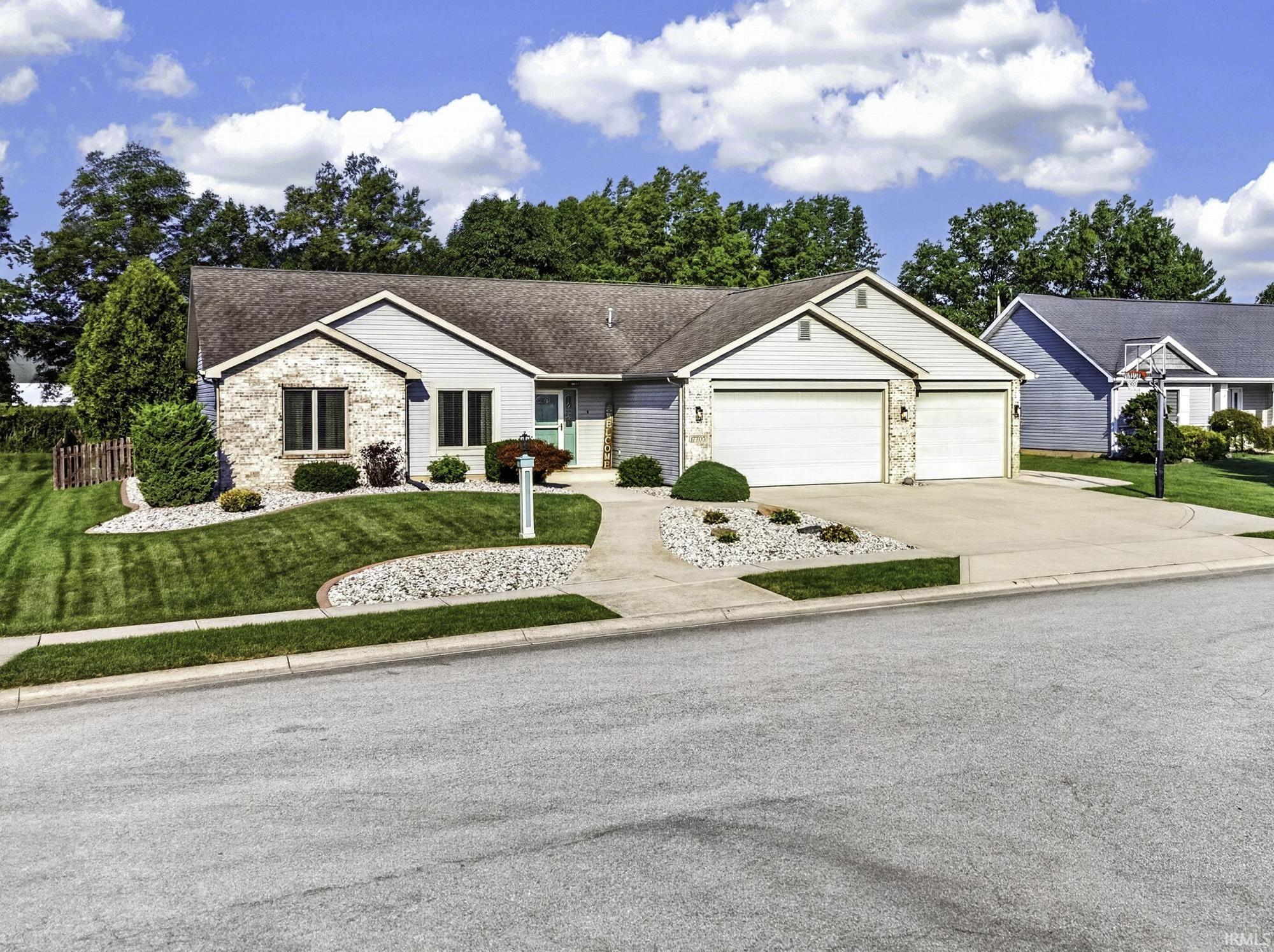 Photo 2 of 17705 Juniper Lane