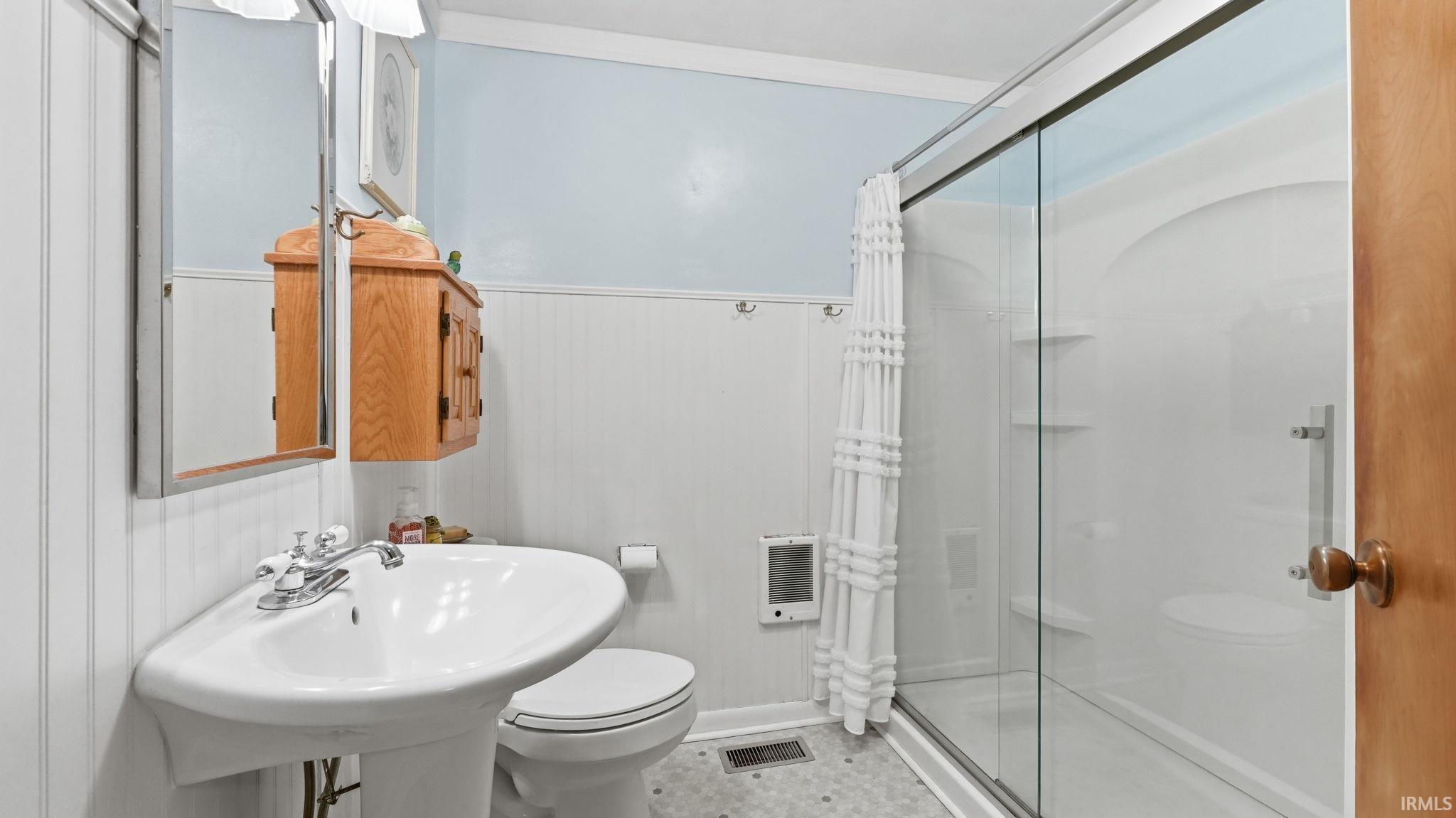 Photo 13 of 2120 Broadmoor Avenue