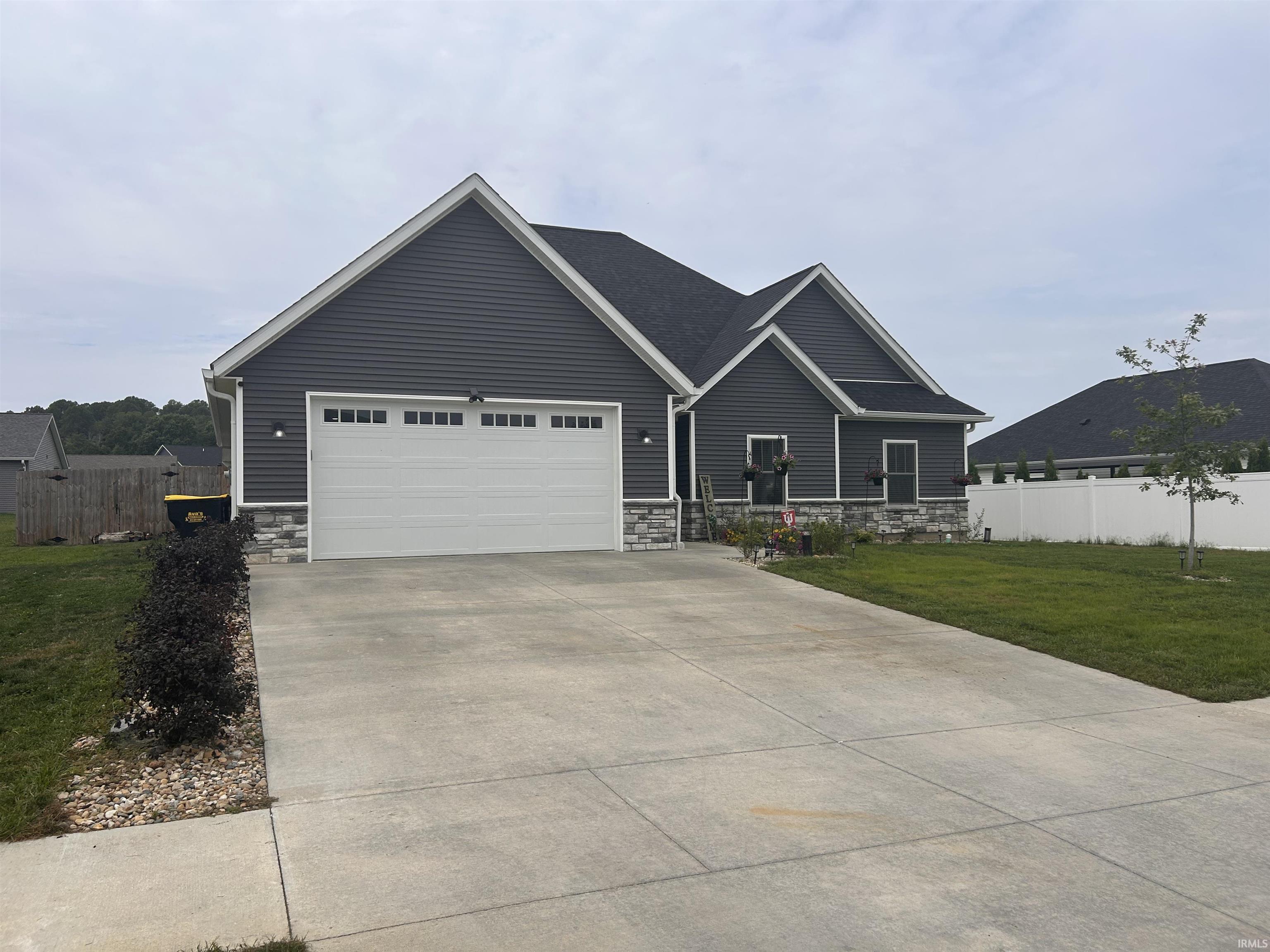 Photo 3 of Manufactured home for sale at 4839 N Arie Ln, Bloomington, IN 47404 | MLS# 202635673 | Listing updated on 2026-09-23