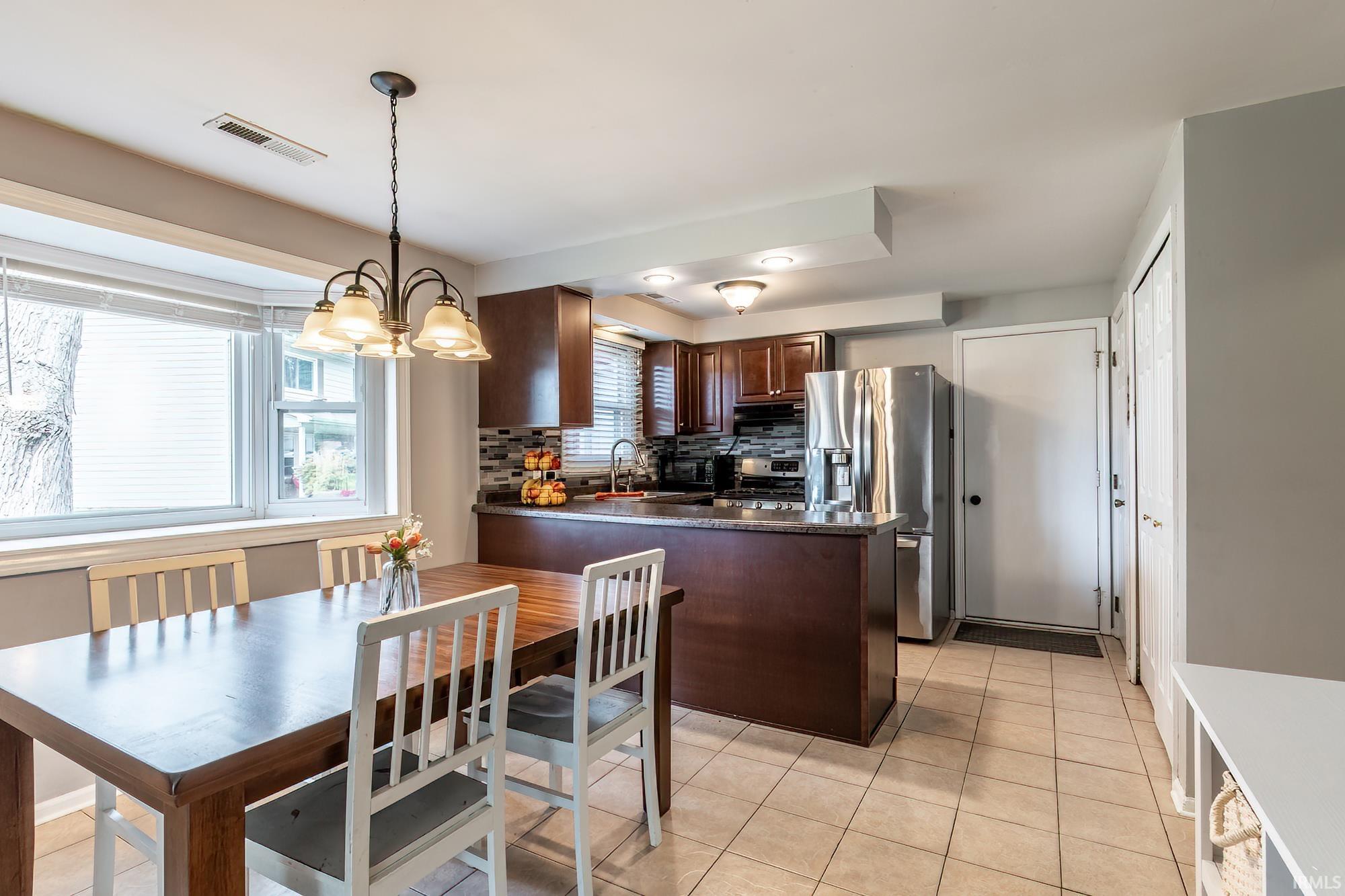Photo 3 of 4029 Willshire Court