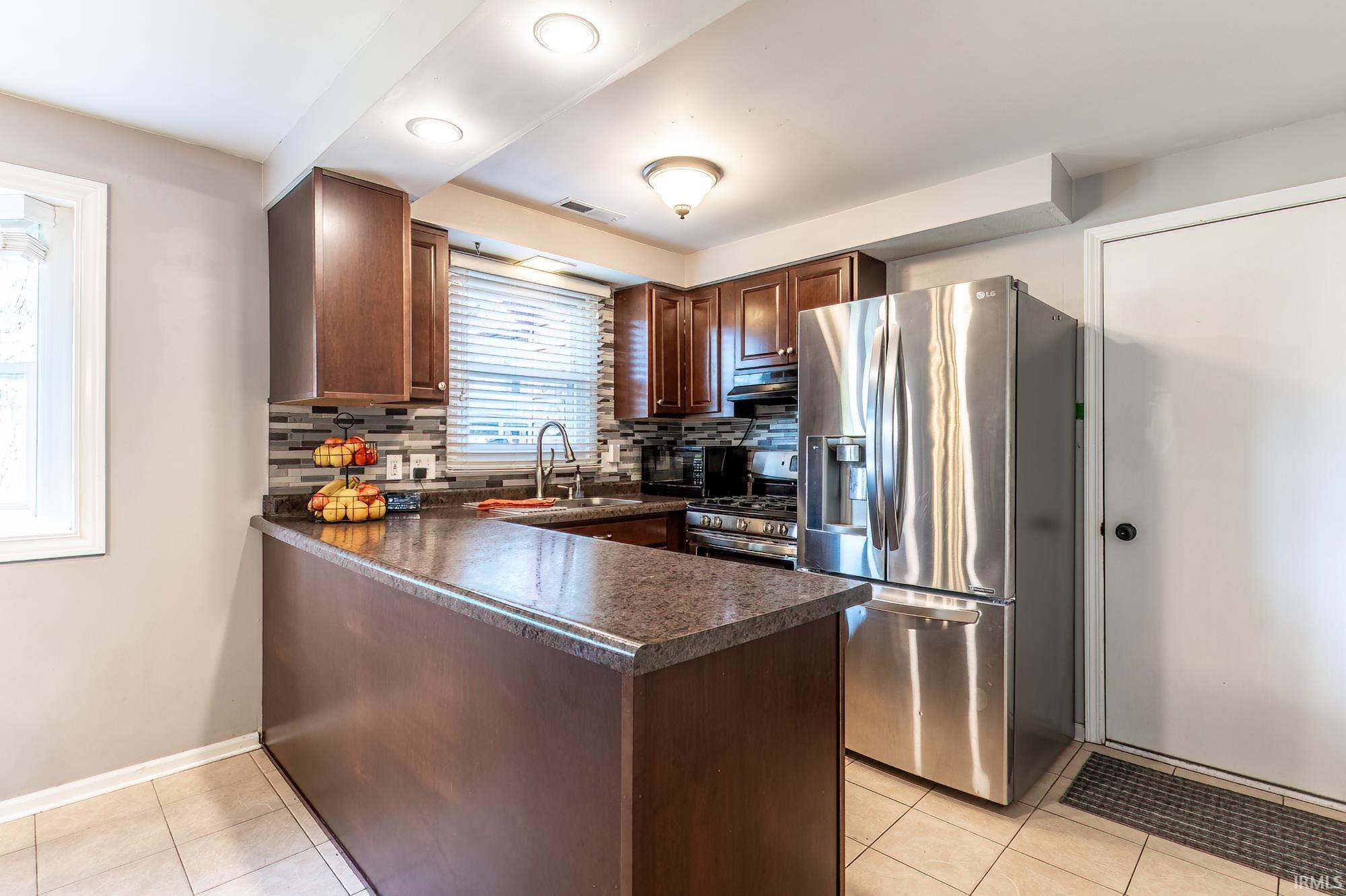 Photo 7 of 4029 Willshire Court
