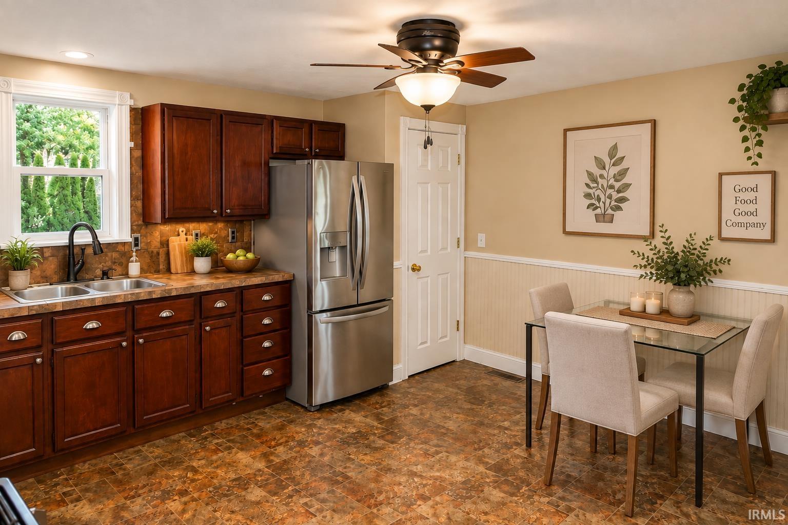 Photo 4 of Manufactured home for sale at 2492 W 250 South, Warsaw, IN 46580 | MLS# 202635829 | Listing updated on 2026-09-16