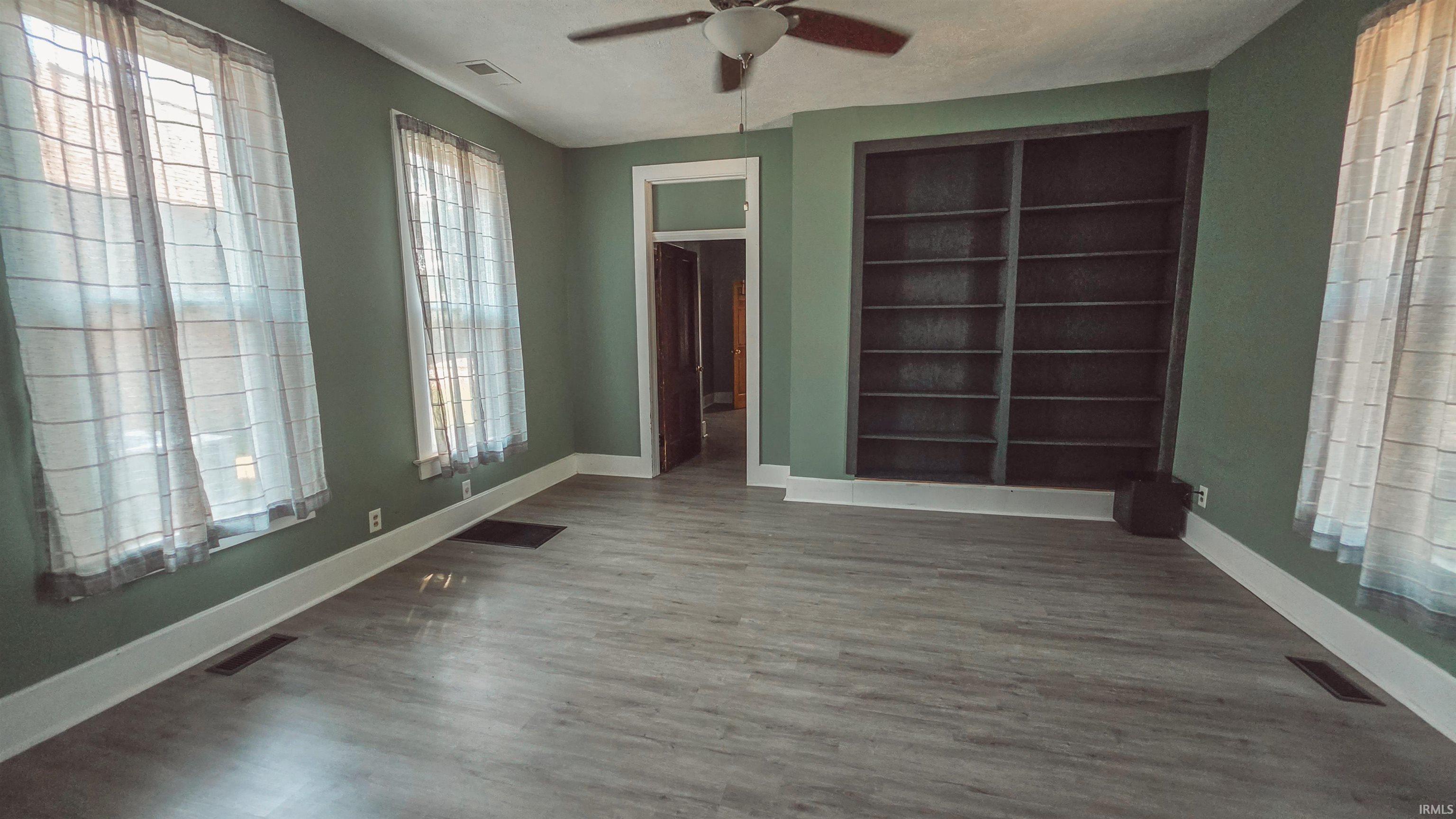 Photo 3 of Manufactured home for sale at 4001 Kratzville Rd, Evansville, IN 47710 | MLS# 202635830 | Listing updated on 2026-09-21