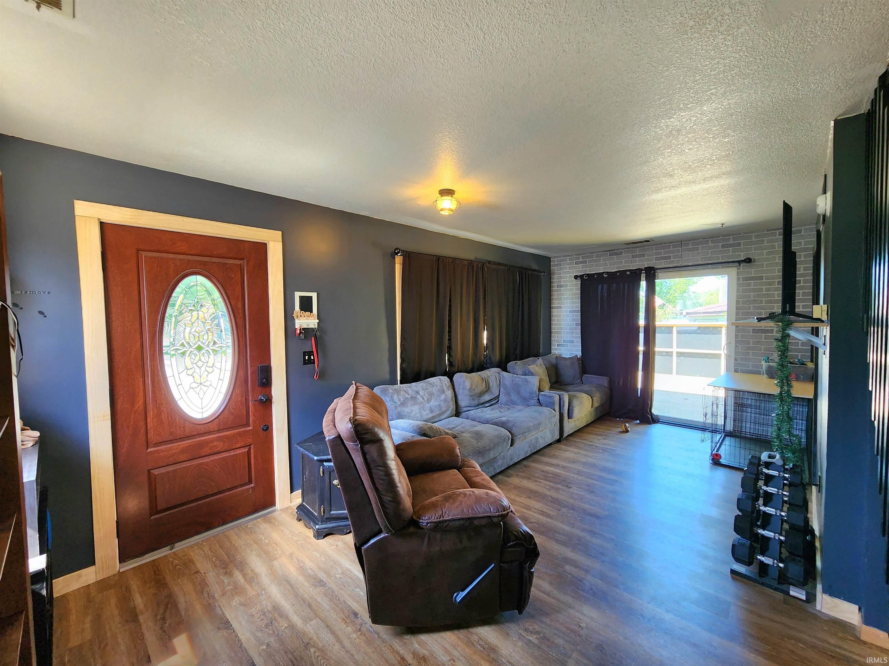 Photo 6 of 0707 S Oakwood Drive