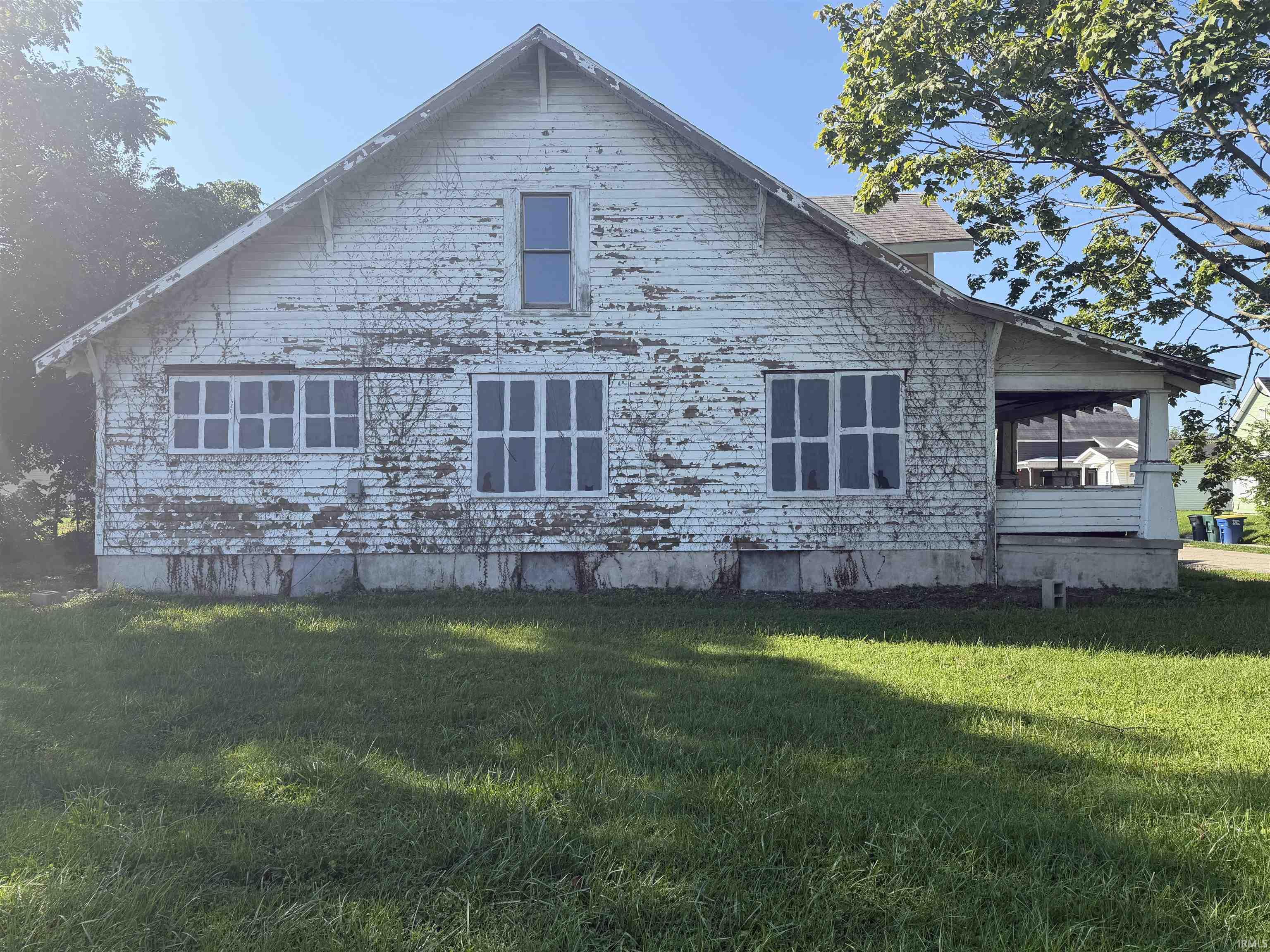 Photo 3 of Manufactured home for sale at 1702 S Franklin St, Muncie, IN 47302 | MLS# 202635985 | Listing updated on 2026-09-01