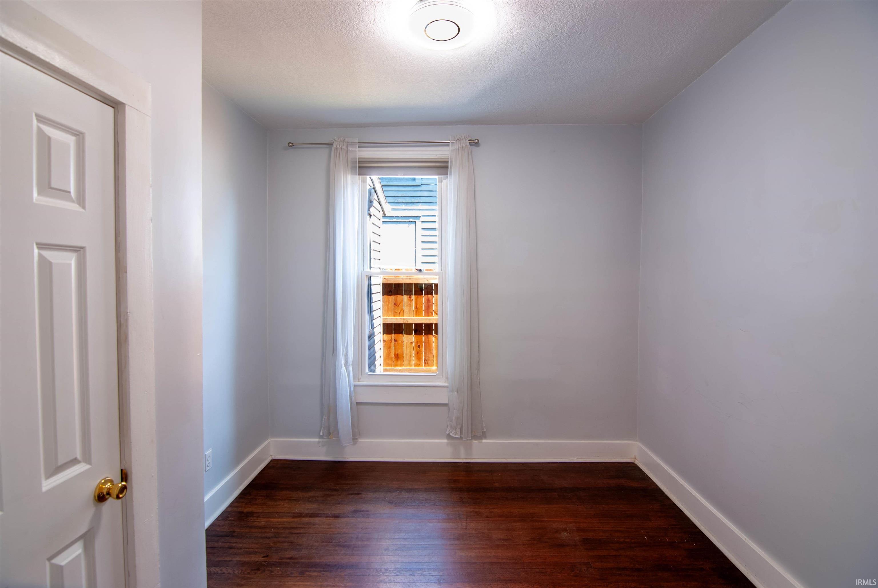 Photo 13 of 612 Lavina Street