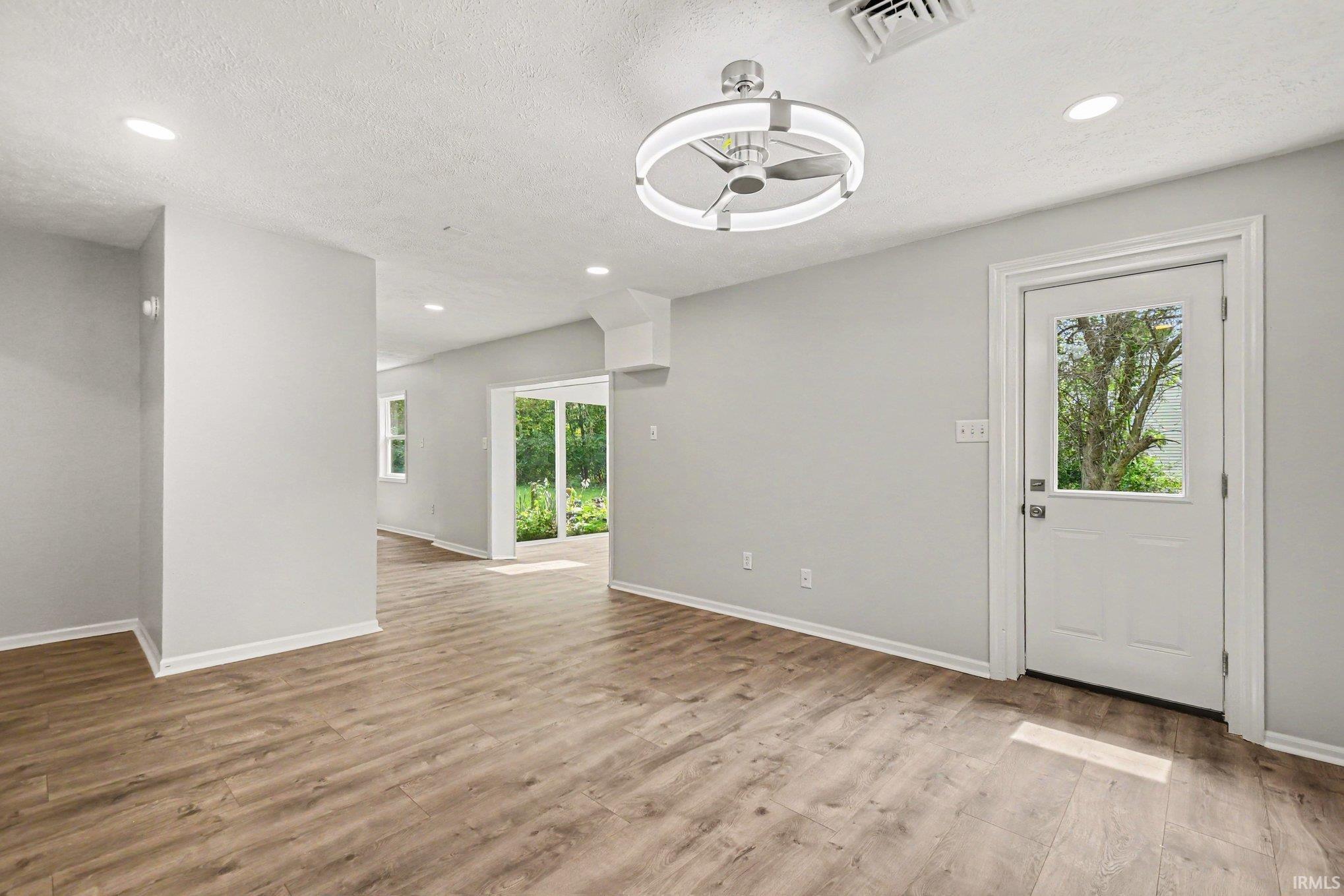 Photo 4 of Manufactured home for sale at 52776 Shellbark Ave, South Bend, IN 46628 | MLS# 202636014 | Listing updated on 2026-09-21