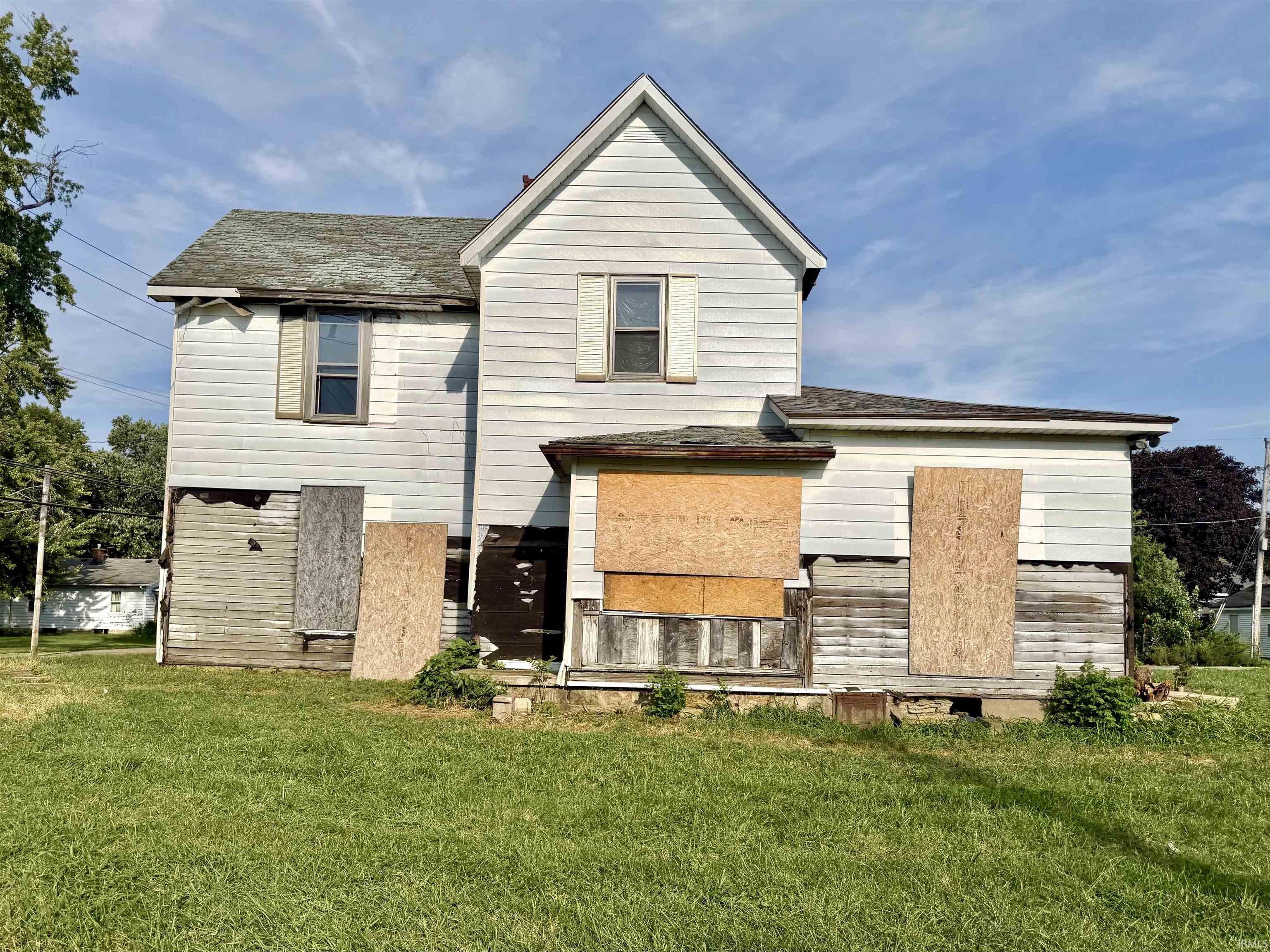 Photo 1 of House for sale at 321 W 22nd Street, Anderson, IN 46016 | MLS# 202636063 | Listing updated on 2026-09-02