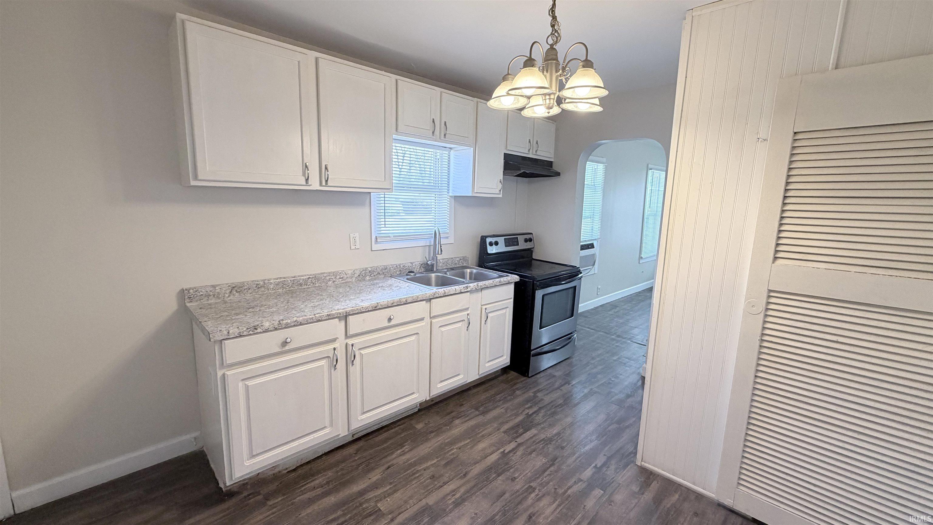 Photo 3 of Manufactured home for sale at 608 Ravenswood Dr, Evansville, IN 47713 | MLS# 202636284 | Listing updated on 2026-09-03
