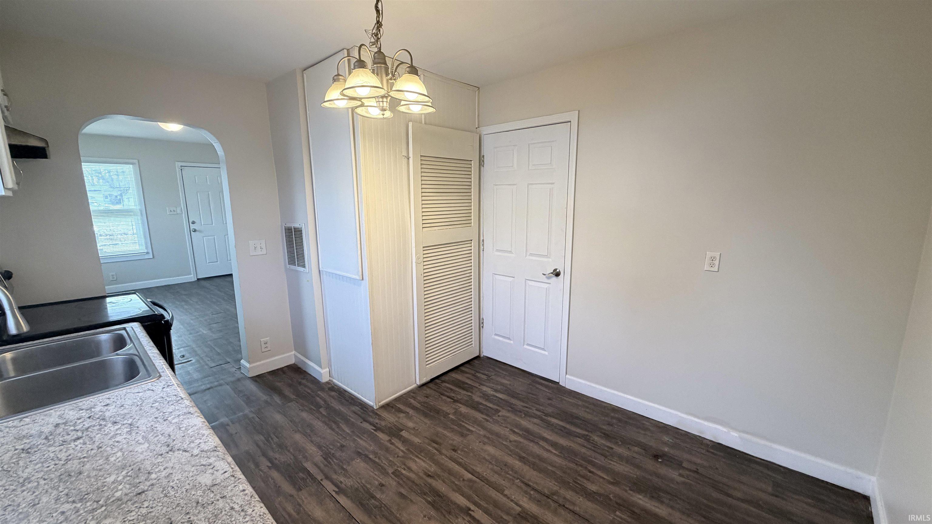 Photo 4 of Manufactured home for sale at 608 Ravenswood Dr, Evansville, IN 47713 | MLS# 202636284 | Listing updated on 2026-09-03