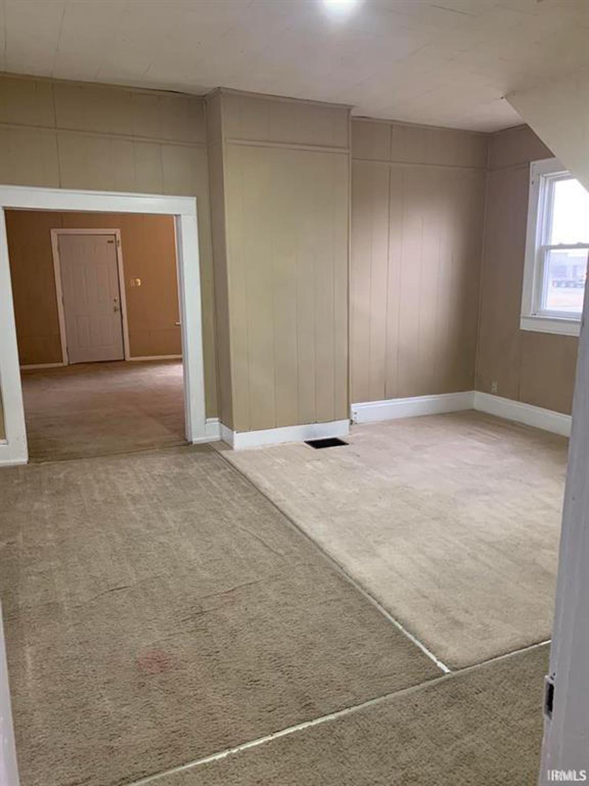Photo 5 of Manufactured home for sale at 1117 W Illinois St, Evansville, IN 47710 | MLS# 202636285 | Listing updated on 2026-09-03