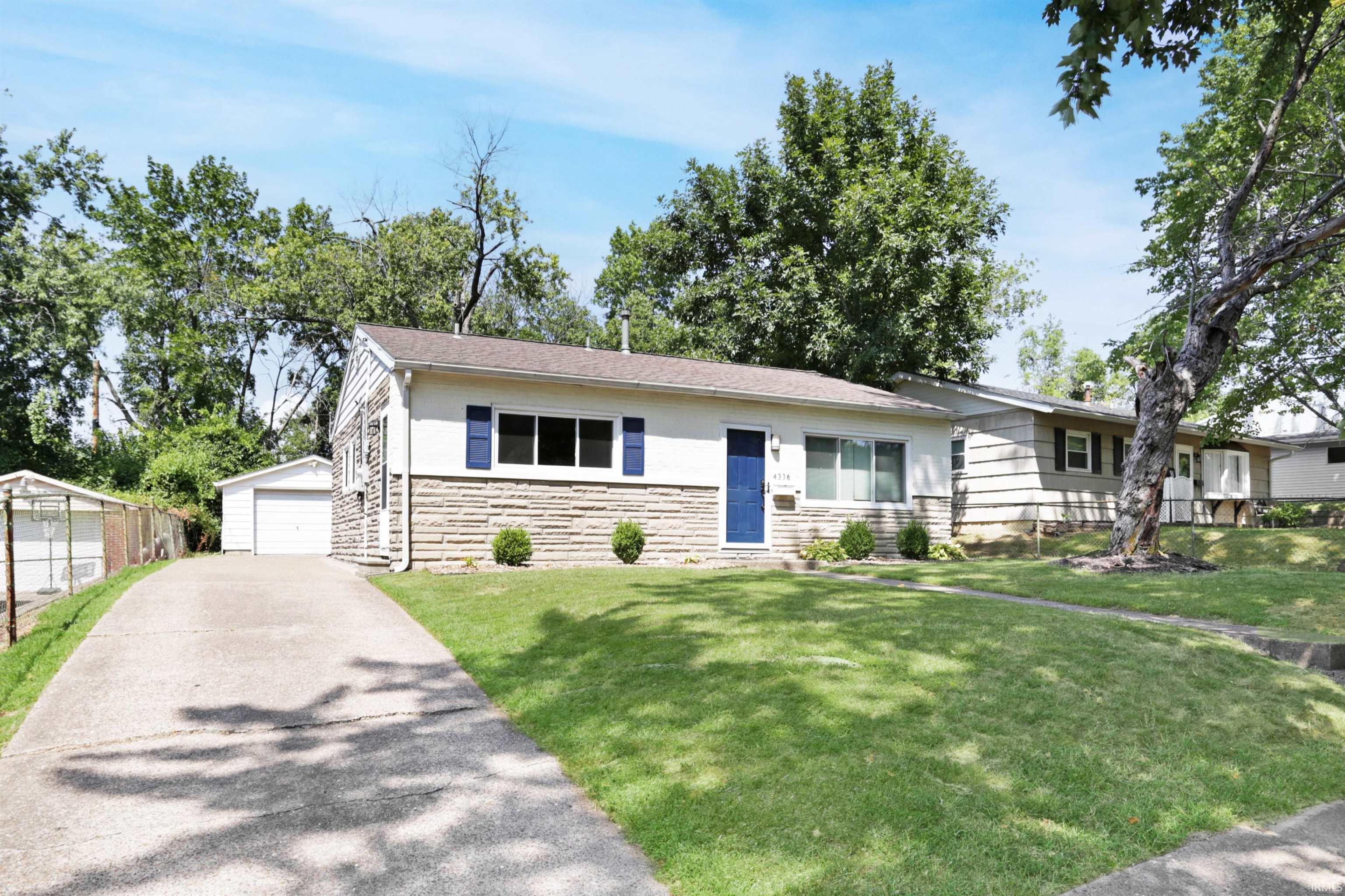 Photo 1 of Manufactured home for sale at 4336 Stratford Rd, Evansville, IN 47710 | MLS# 202636288 | Listing updated on 2026-09-03