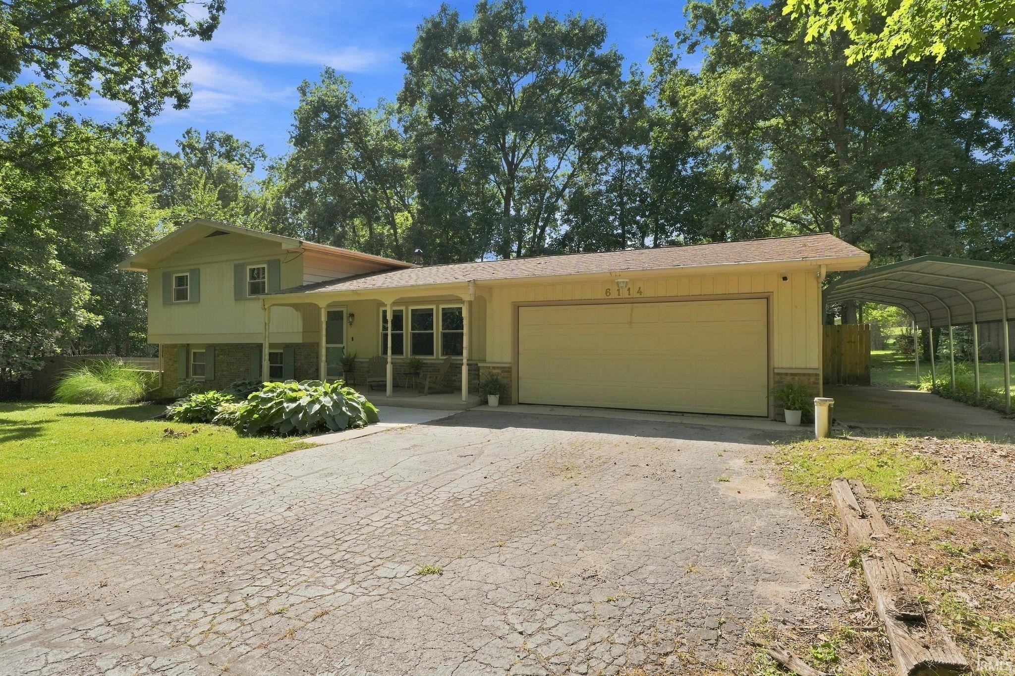 Photo 3 of 6114 Rosedale Drive