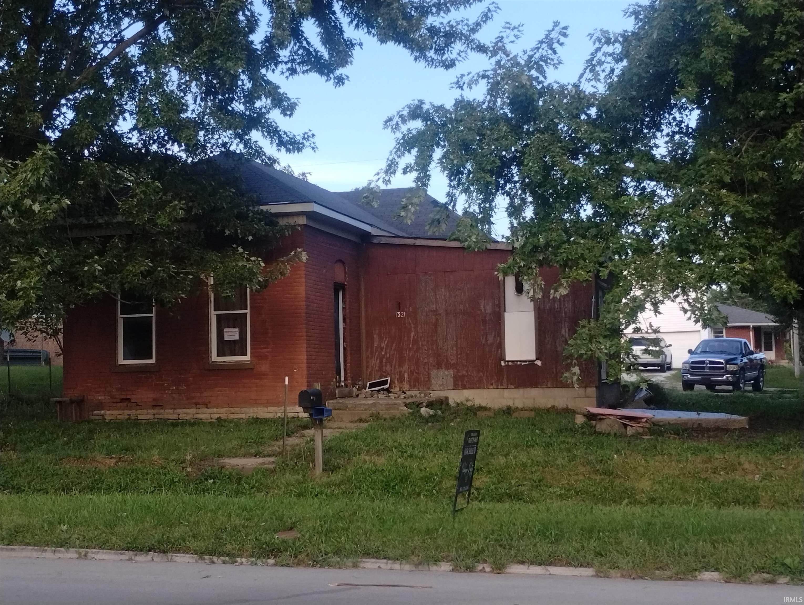 Manufactured home for sale at 1521 S Adams St, Marion, IN 46953 | MLS# 202636310