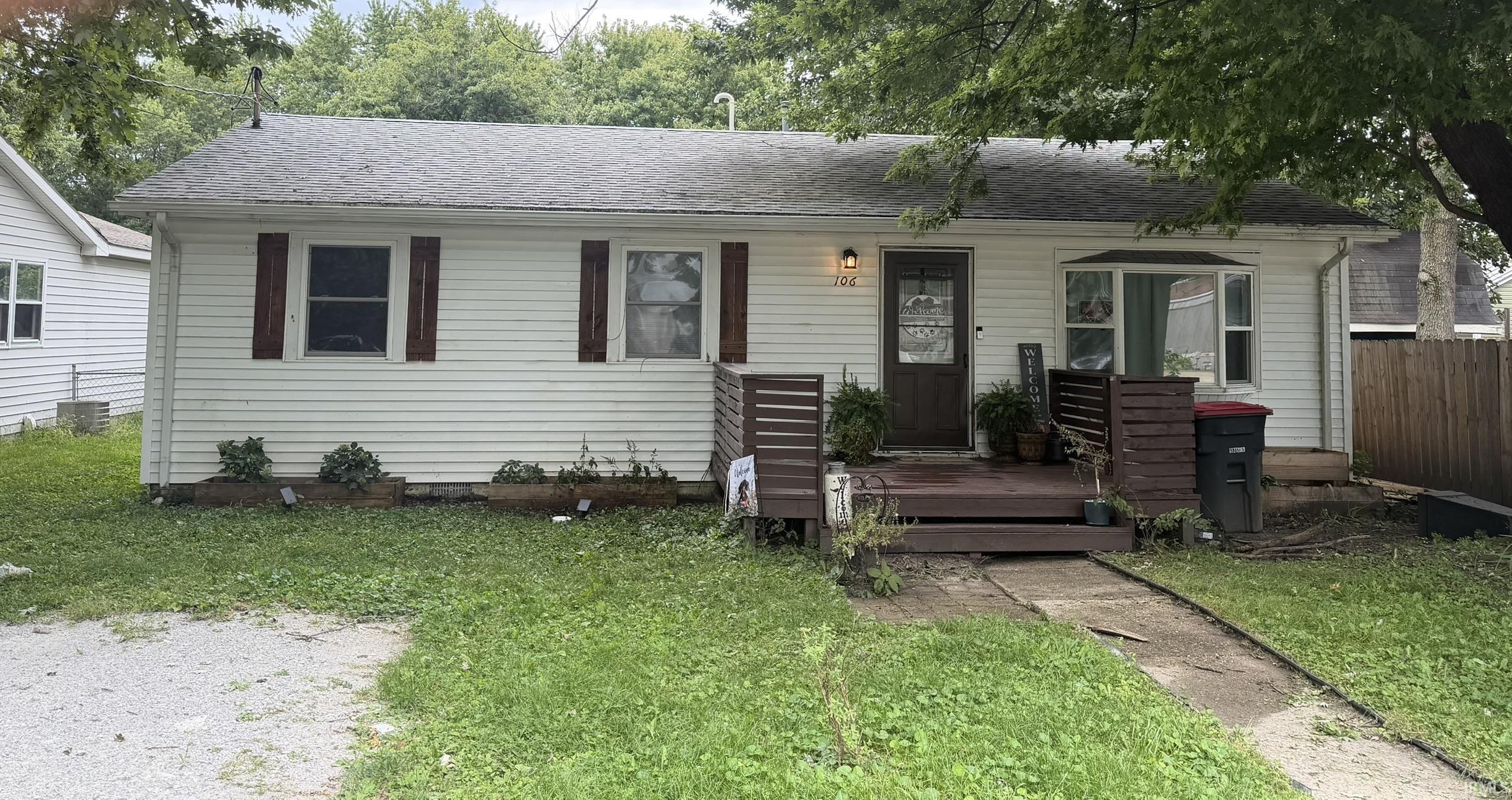 106 S Moore Street, Brookston, IN 47923