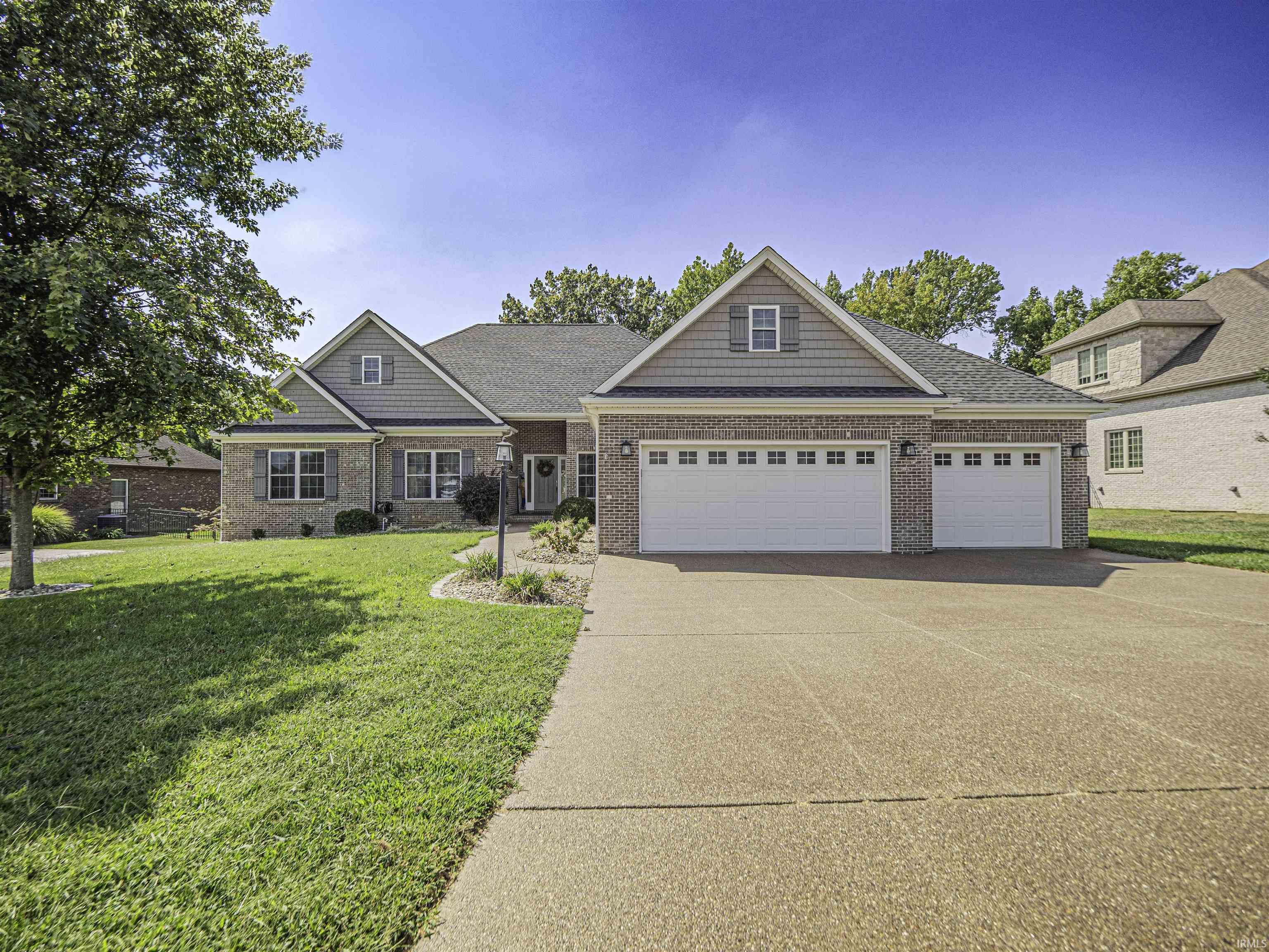 Photo 1 of Manufactured home for sale at 8250 Pelican, Evansville, IN 47725 | MLS# 202636345 | Listing updated on 2026-09-04