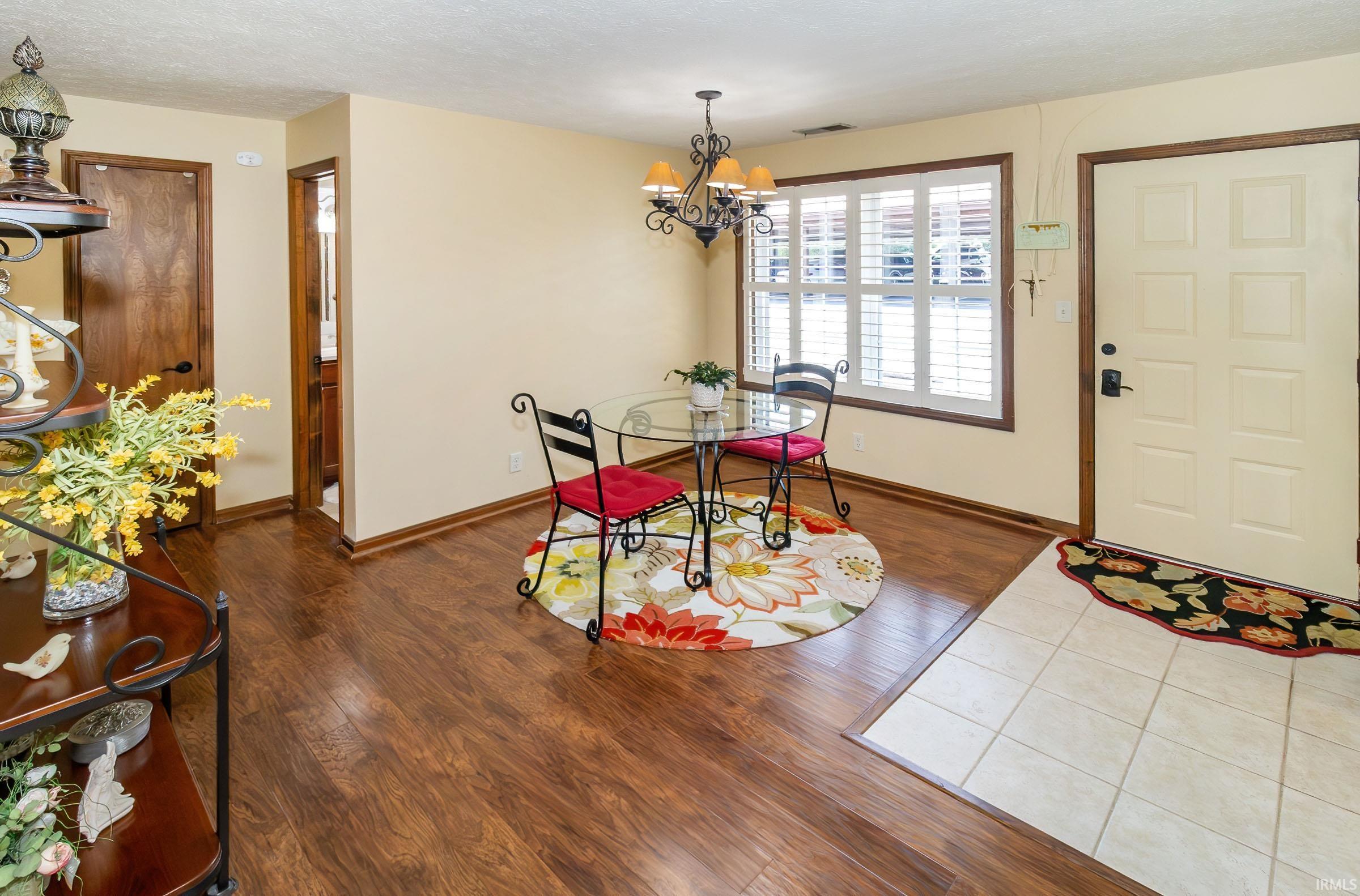 Photo 4 of Sale Pending at 714 Senate Ave, Evansville, IN 47711 | MLS# 202636464 | Listing updated on 2026-09-04