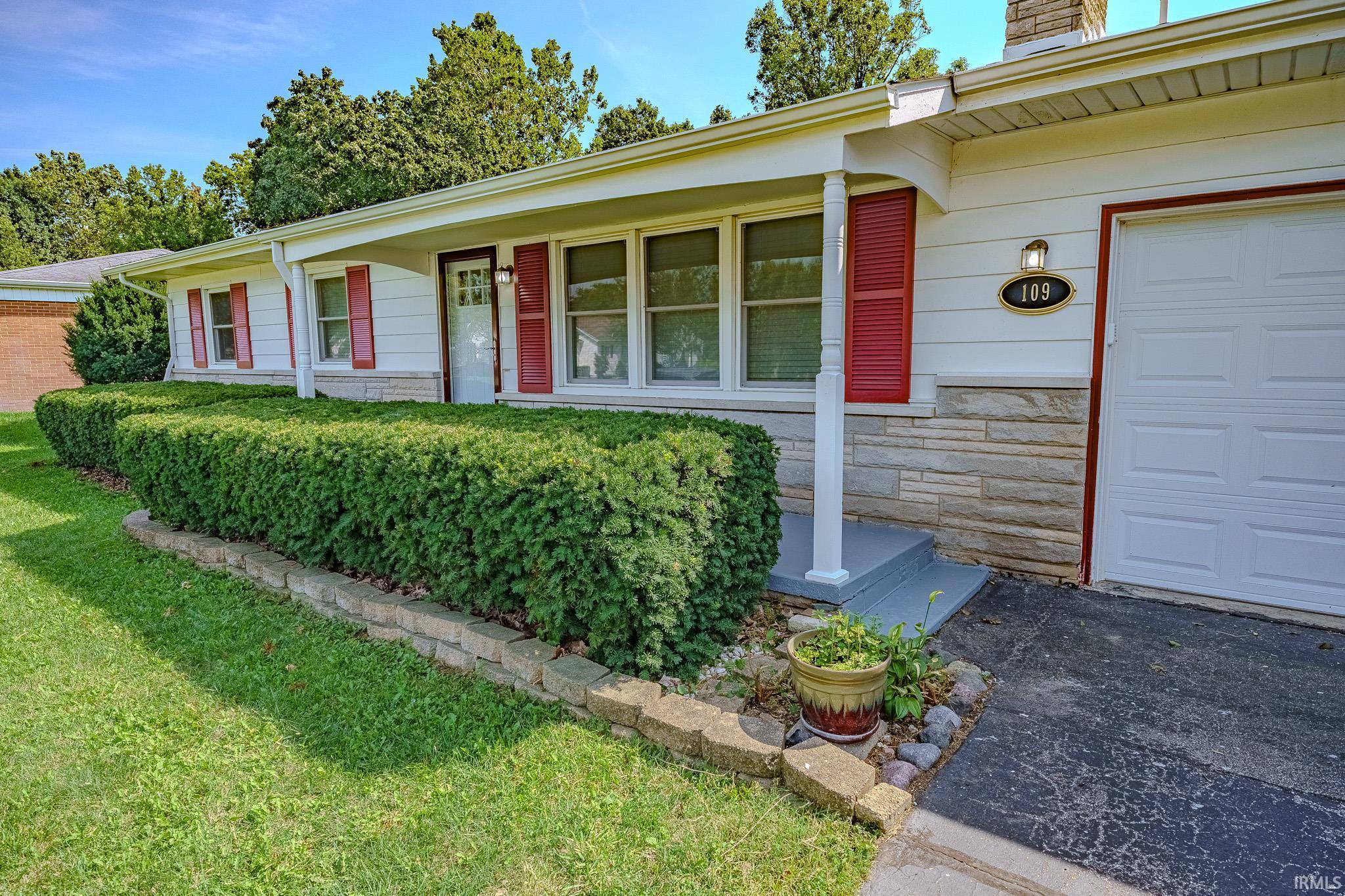 Photo 5 of Manufactured home for sale at 109 W Navajo St, West Lafayette, IN 47906 | MLS# 202636467 | Listing updated on 2026-09-04