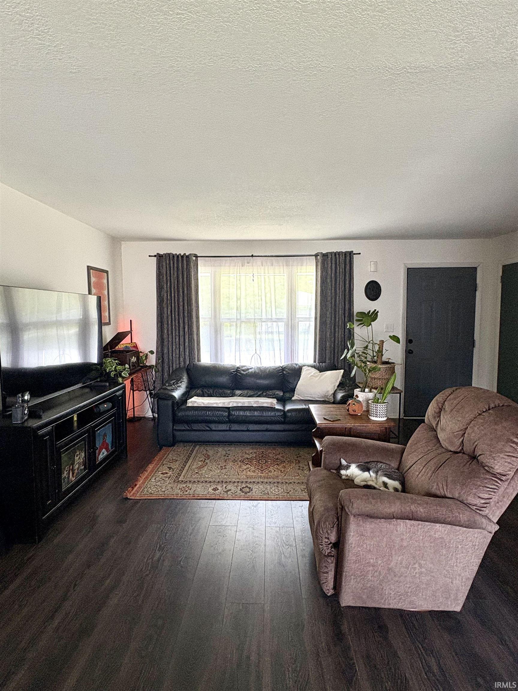 Photo 3 of Manufactured home for sale at 8203 Seward Ln, Fort Wayne, IN 46835 | MLS# 202636478 | Listing updated on 2026-09-15