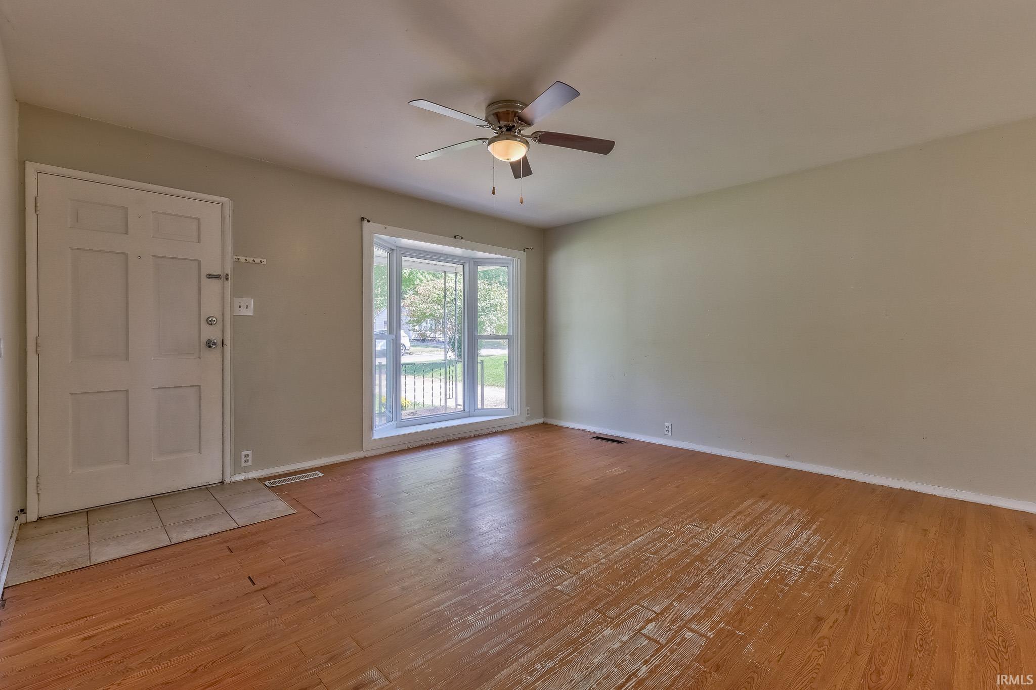 Photo 3 of Sale Pending at 4212 Meadowridge Rd, Evansville, IN 47710 | MLS# 202636623 | Listing updated on 2026-09-06