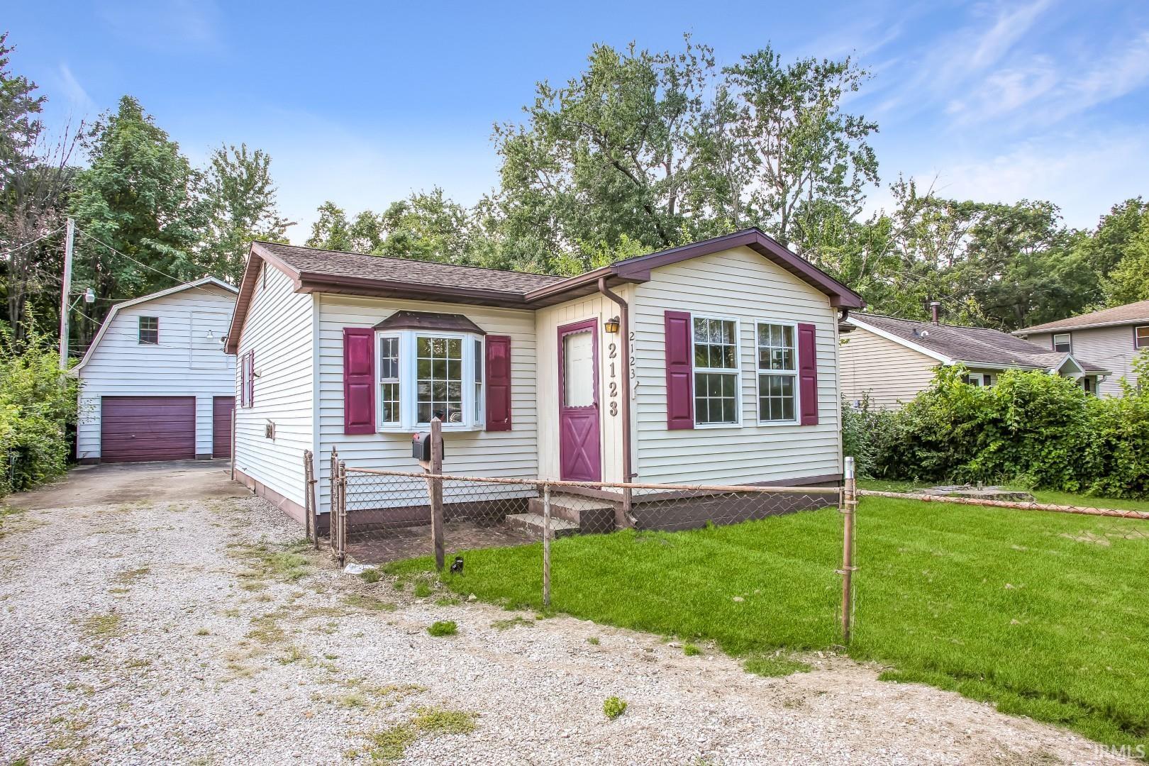 Photo 38 of Manufactured home for sale at 2123 Cass Ave, Evansville, IN 47714 | MLS# 202636629 | Listing updated on 2026-09-04