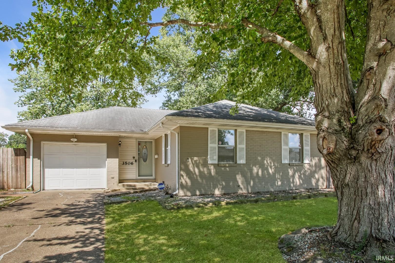 Photo 3 of Manufactured home for sale at 3506 Ridgeway Ave, Evansville, IN 47714 | MLS# 202636631 | Listing updated on 2026-09-04