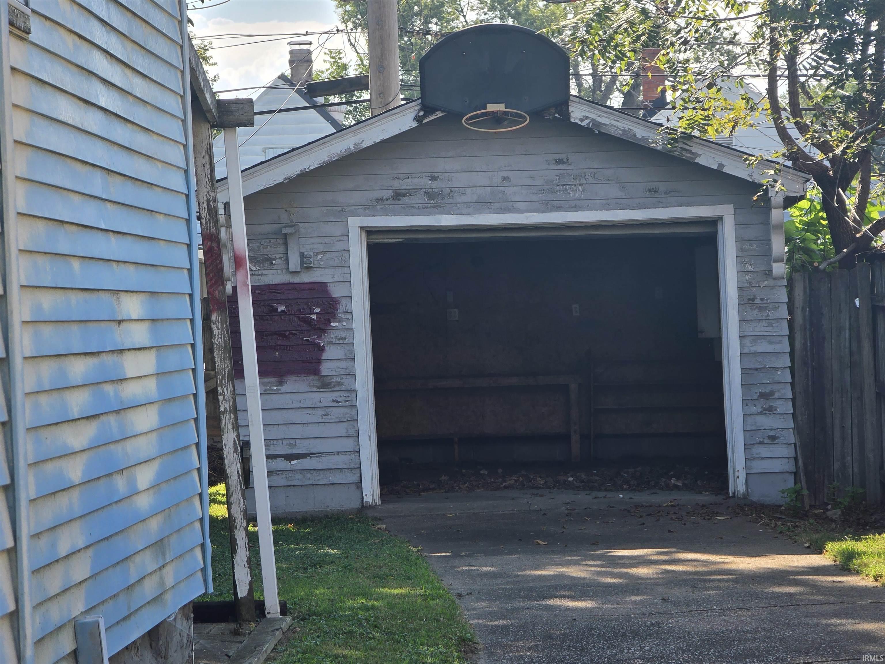 Photo 12 of Manufactured home for sale at 1012 N Elliott St, Evansville, IN 47711 | MLS# 202636775 | Listing updated on 2026-09-05