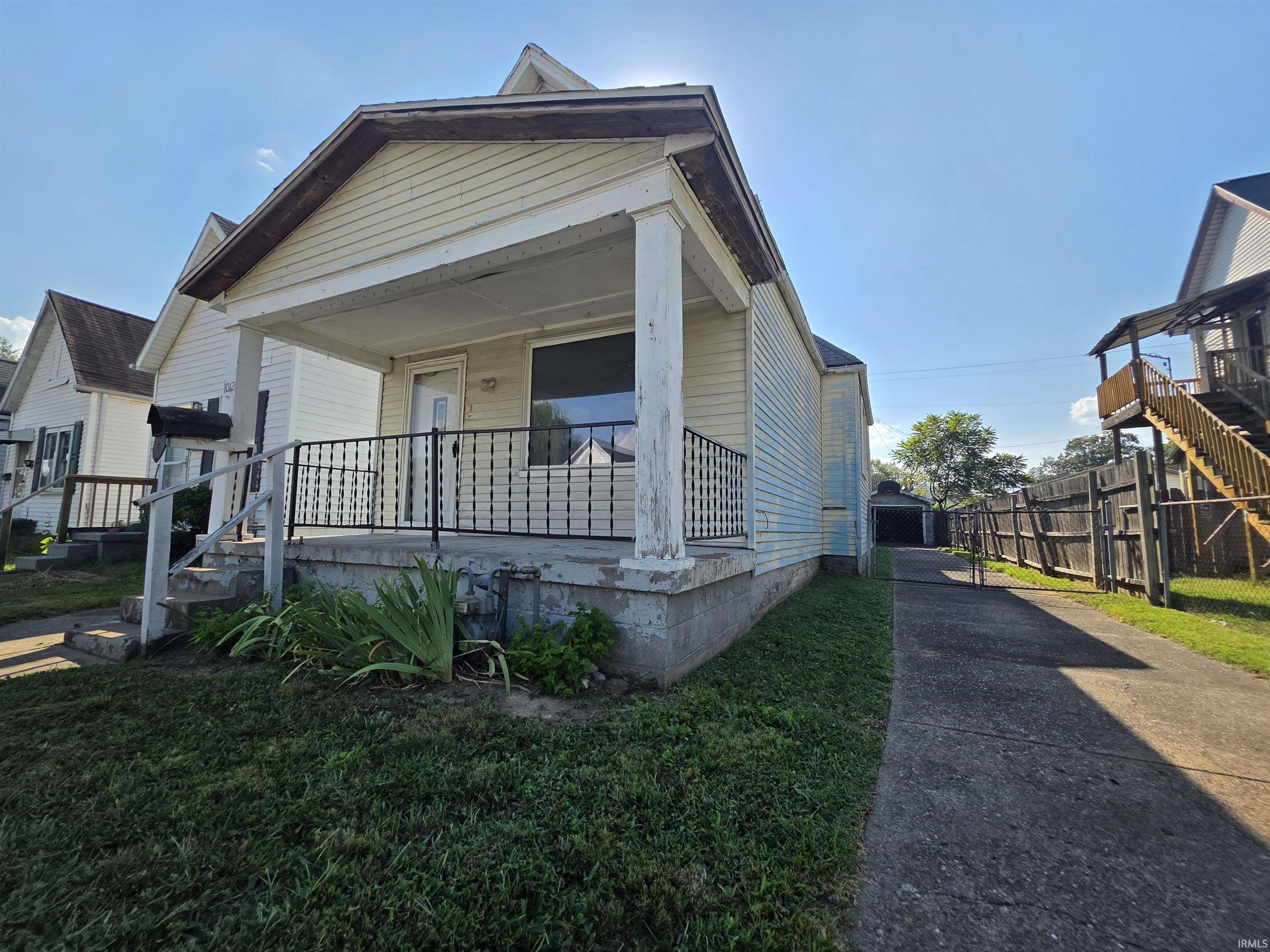 Photo 3 of Manufactured home for sale at 1012 N Elliott St, Evansville, IN 47711 | MLS# 202636775 | Listing updated on 2026-09-05