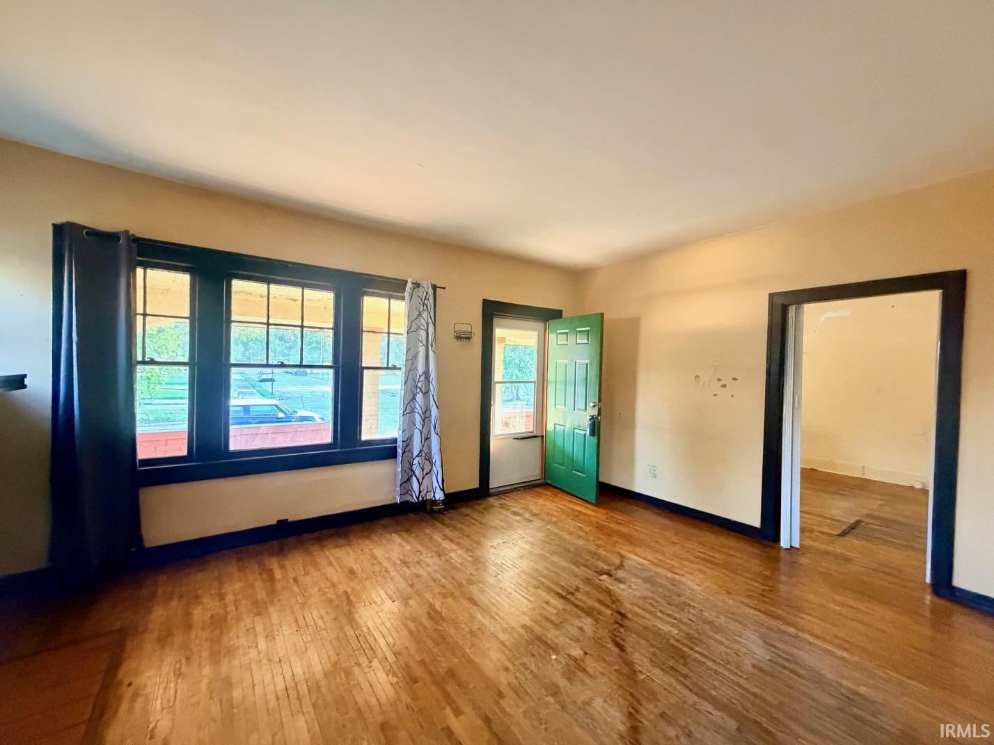 Photo 2 of Manufactured home for sale at 1104 Madison Ave, Evansville, IN 47714 | MLS# 202636815 | Listing updated on 2026-09-17