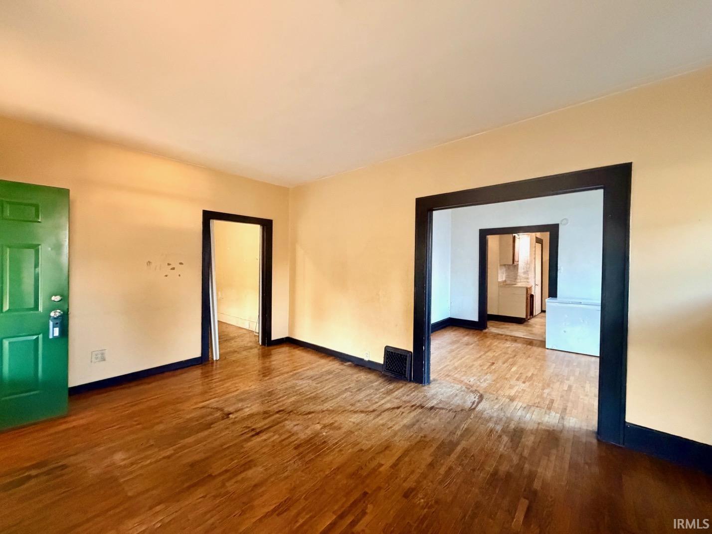 Photo 3 of Manufactured home for sale at 1104 Madison Ave, Evansville, IN 47714 | MLS# 202636815 | Listing updated on 2026-09-17