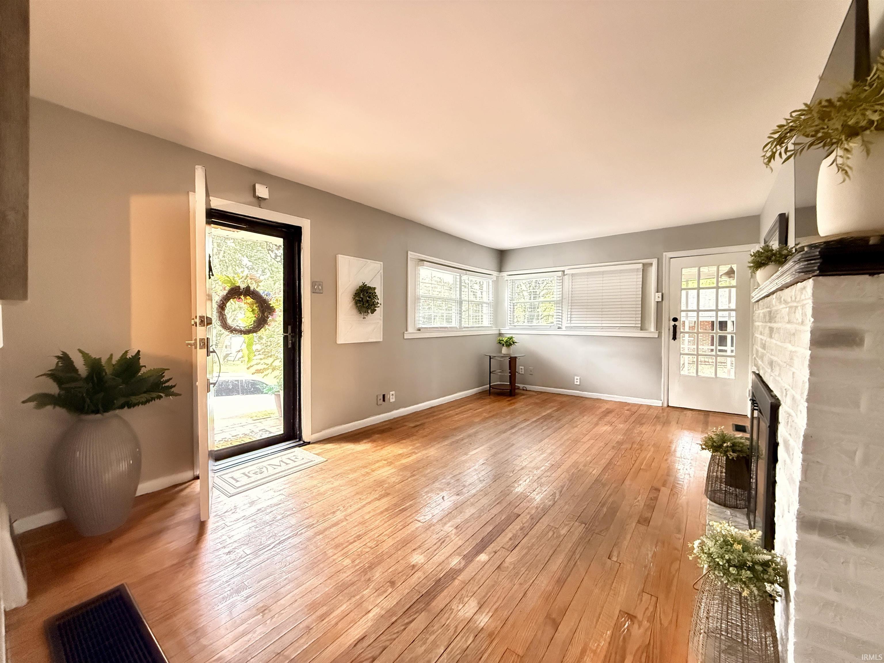 Photo 2 of Single family home for sale at 3300 W Michigan St, Evansville, IN 47712 | MLS# 202637315 | Listing updated on 2026-10-22