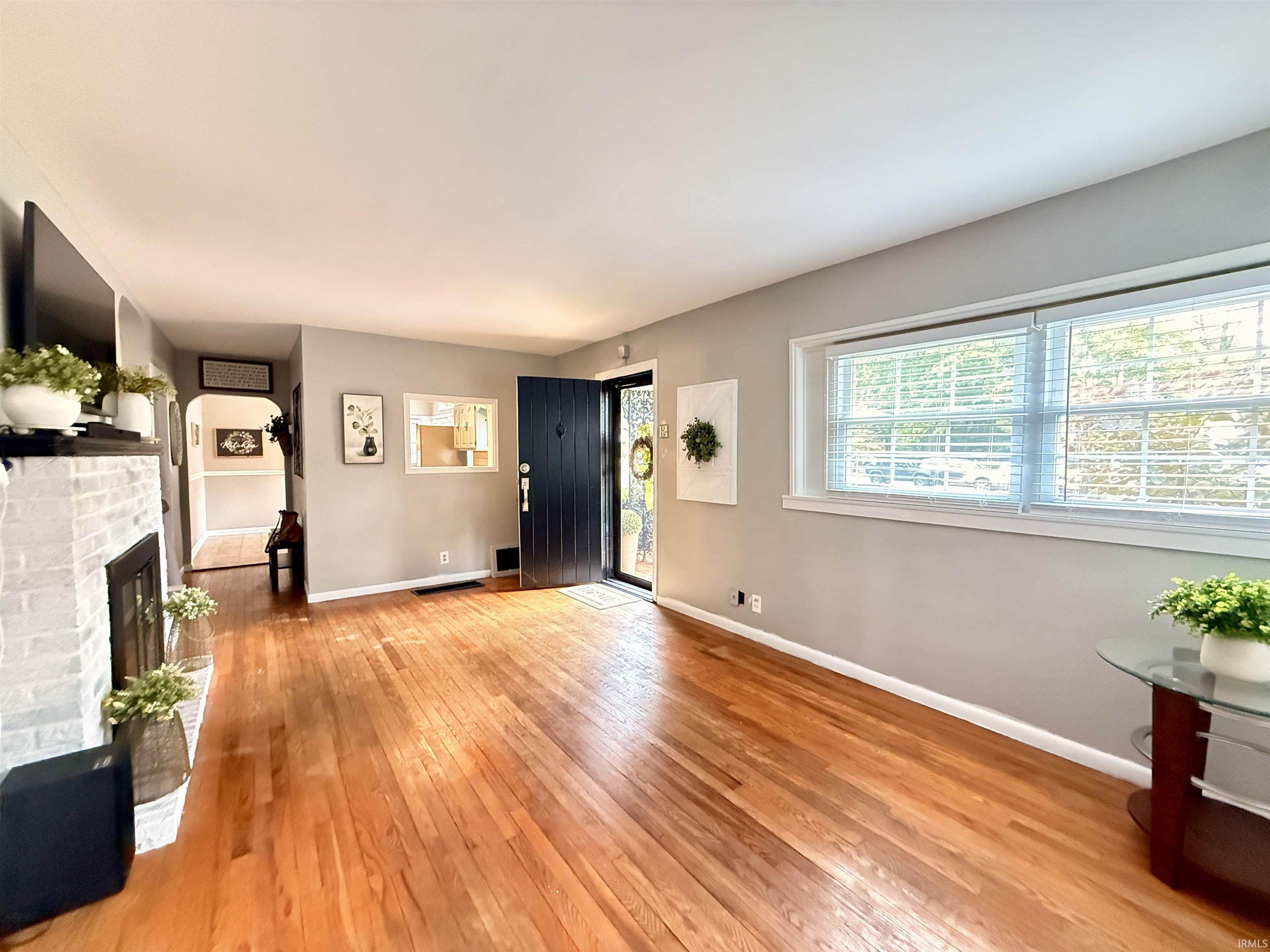 Photo 3 of Single family home for sale at 3300 W Michigan St, Evansville, IN 47712 | MLS# 202637315 | Listing updated on 2026-10-22