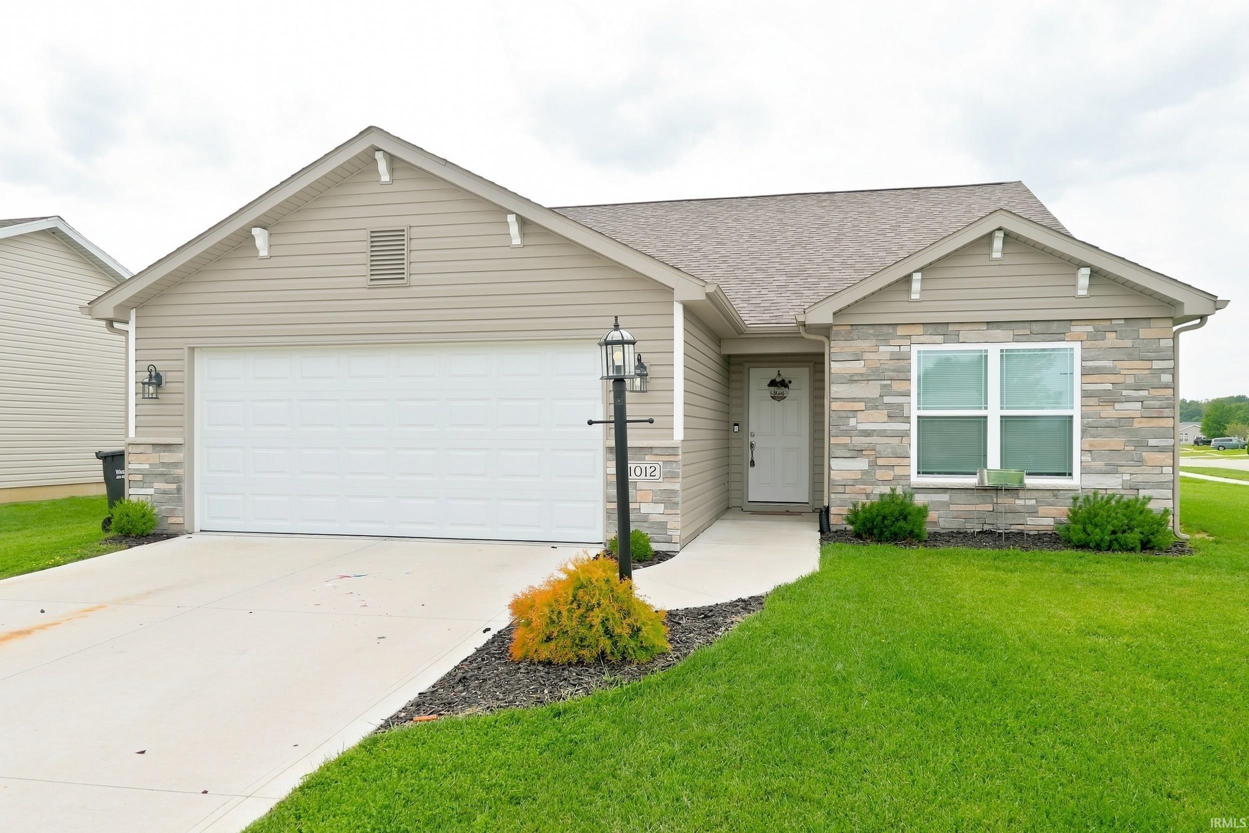 Photo 2 of Manufactured home for sale at 1012 N Walsh St, Garrett, IN 46738 | MLS# 202637467 | Listing updated on 2026-10-05
