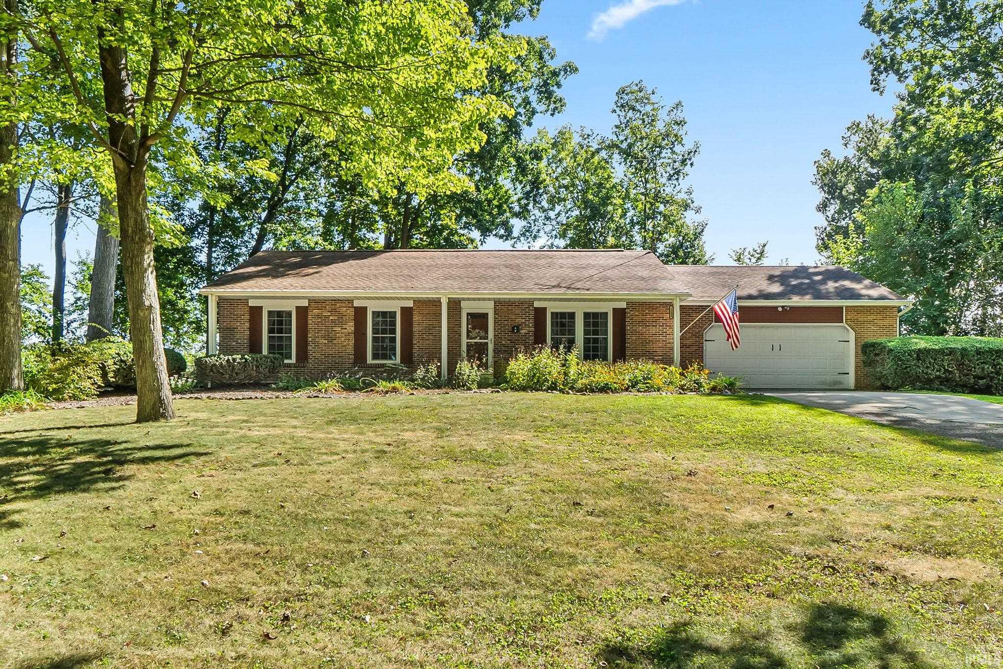 Photo 1 of Sale Pending at 1234 N Shagbark Dr, Warsaw, IN 46582 | MLS# 202637499 | Listing updated on 2026-09-22