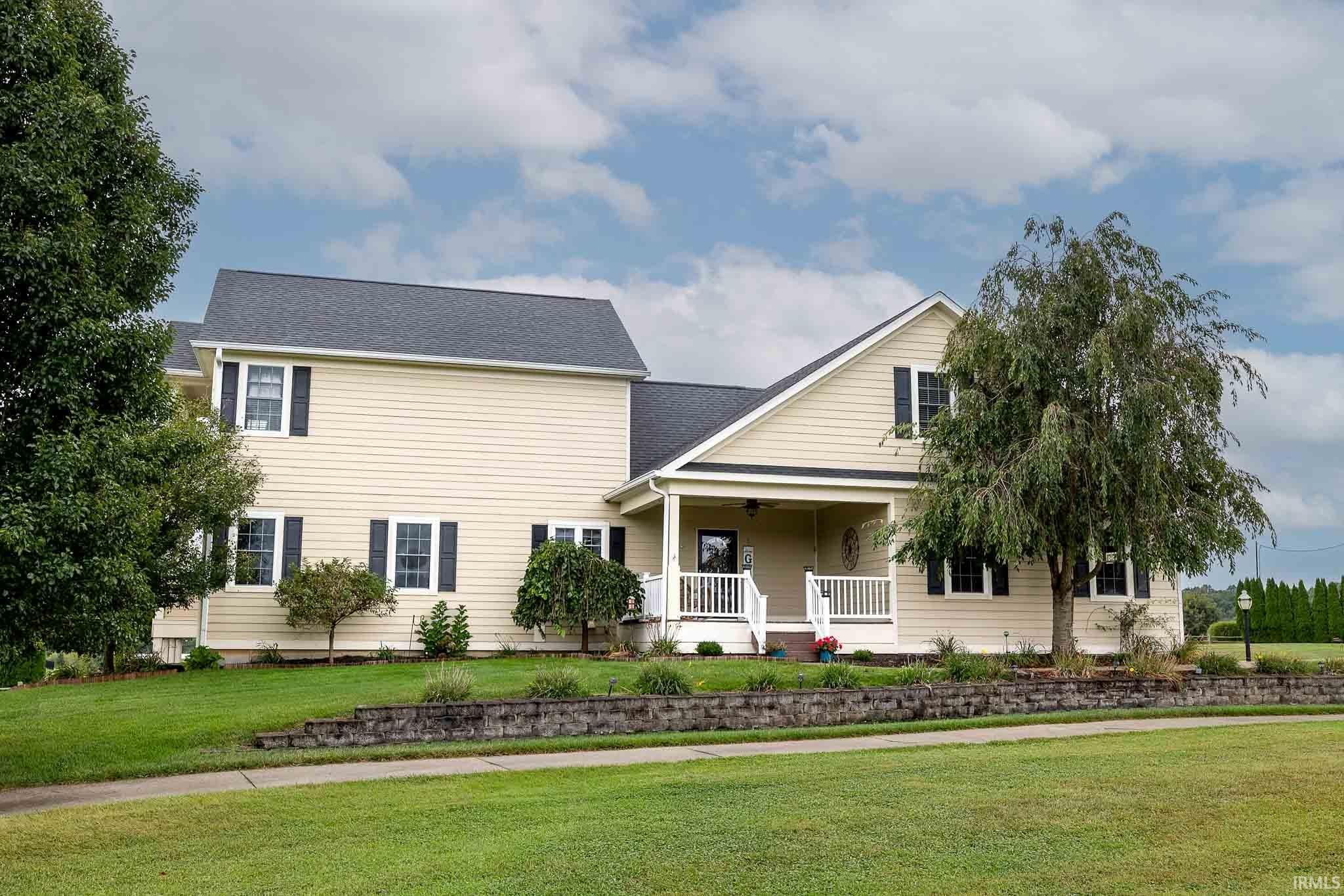 Photo 2 of Manufactured home for sale at 710 Crystal Ct Dr, Bedford, IN 47421 | MLS# 202637566 | Listing updated on 2026-09-14