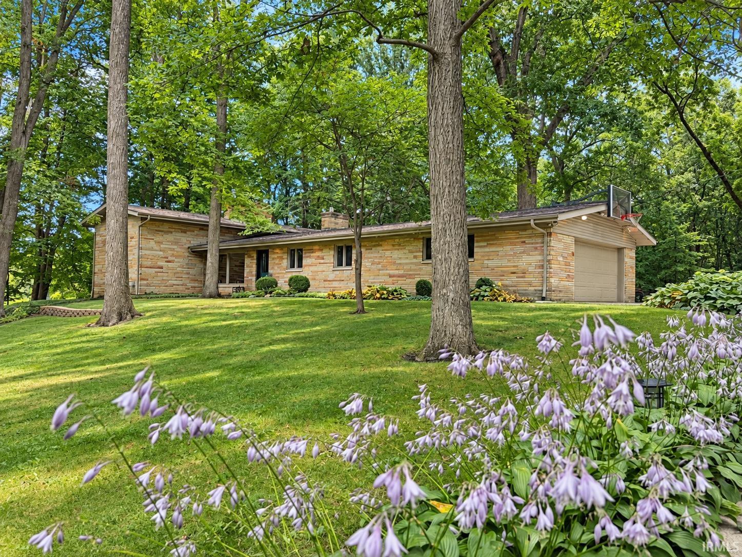Photo 2 of Manufactured home for sale at 2804 N Walnut Way, Marion, IN 46952 | MLS# 202637699 | Listing updated on 2026-09-14