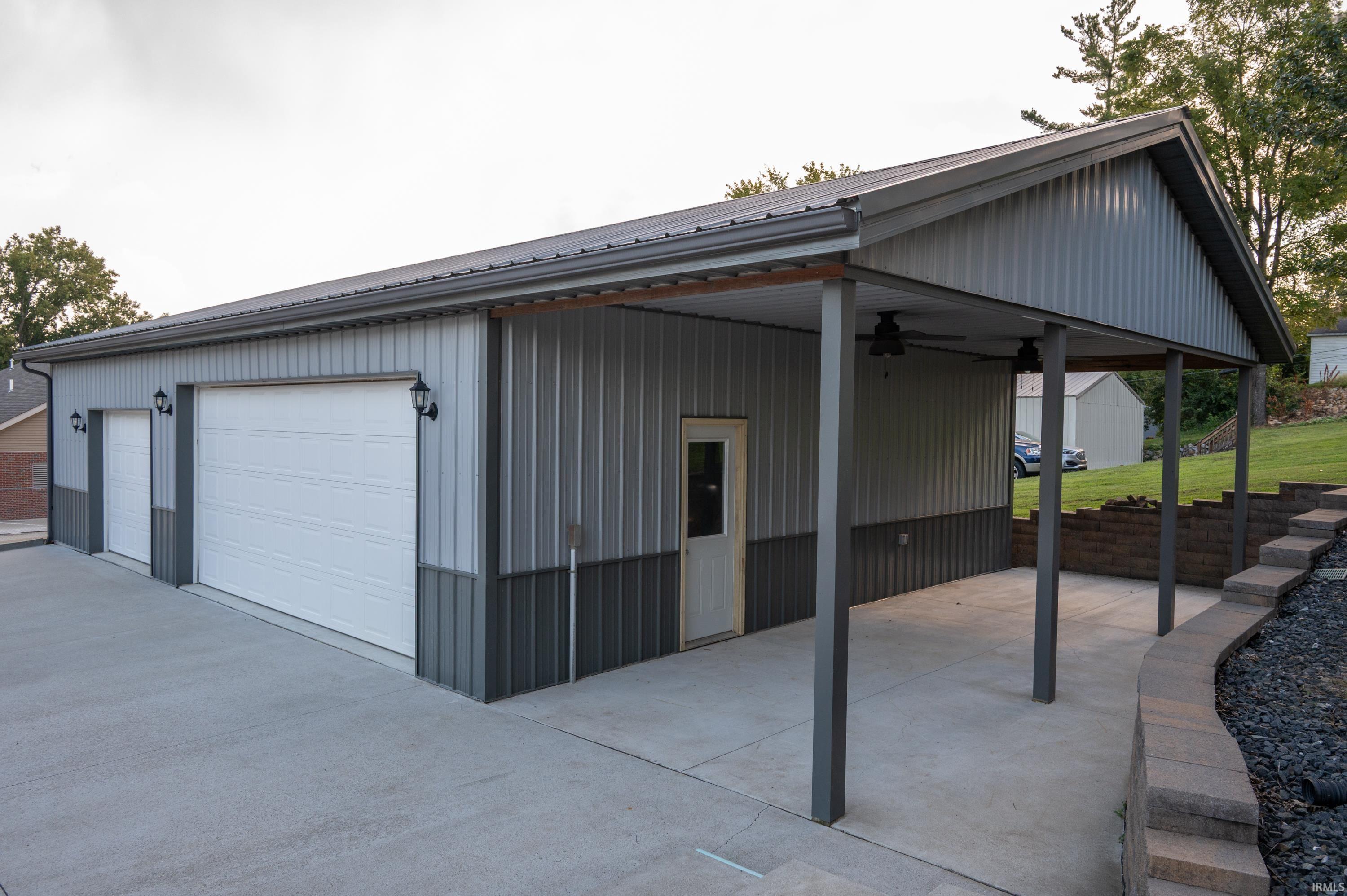 Photo 3 of Manufactured home for sale at 504 E 1st Avenue, Huntingburg, IN 47542 | MLS# 202637758 | Listing updated on 2026-10-05