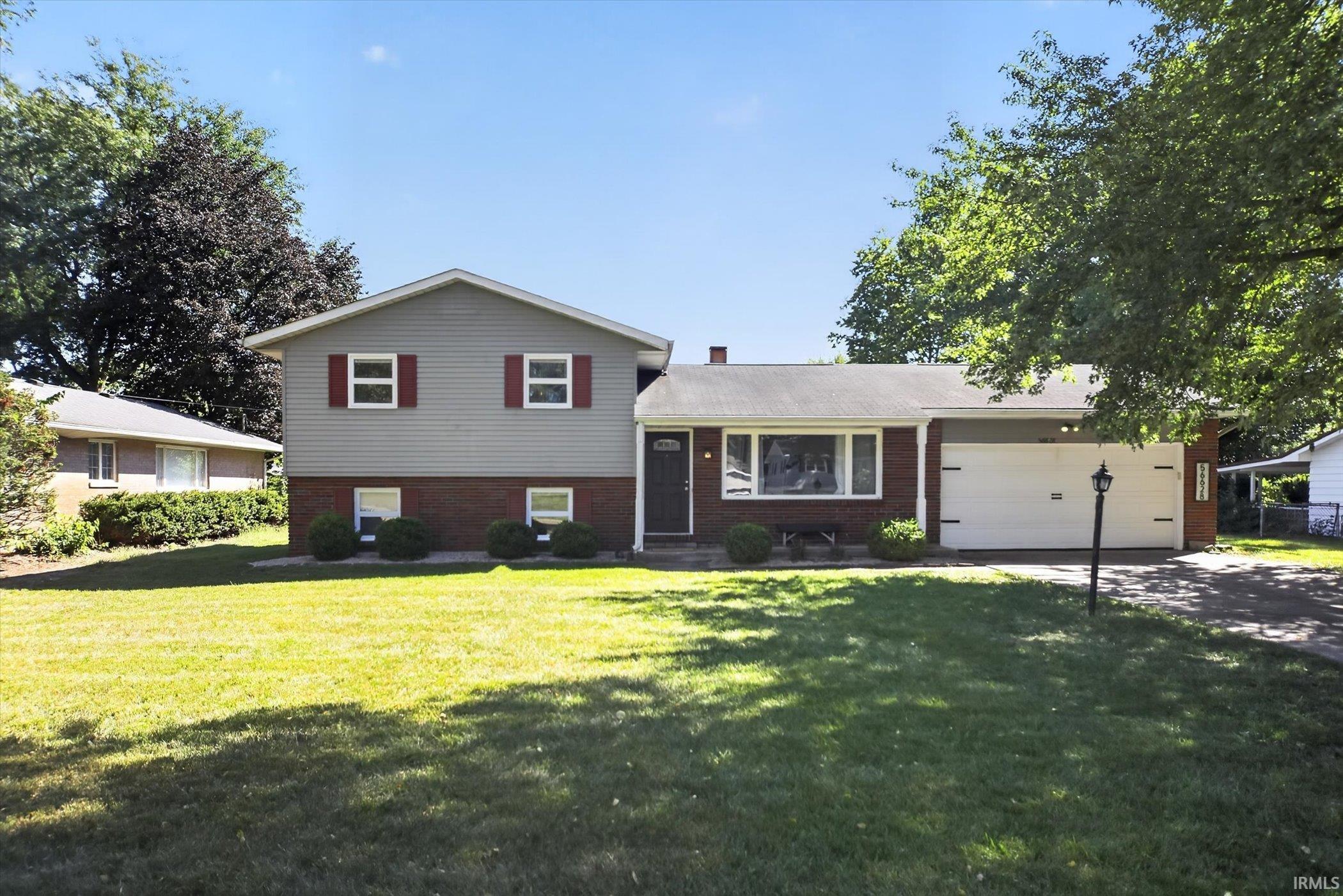 Manufactured home for sale at 56628 County Rd 13, Elkhart, IN 46516 | MLS# 202637764