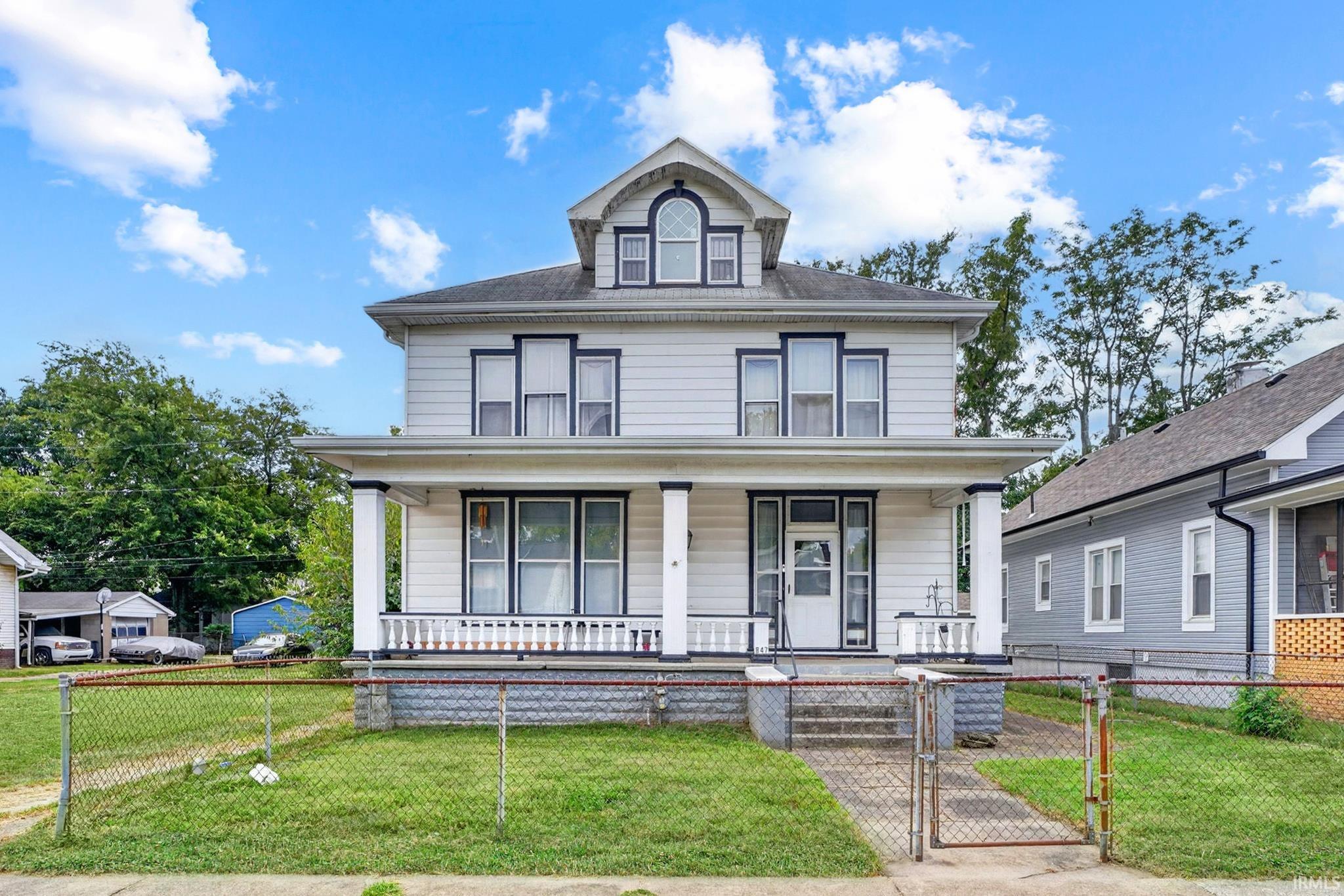 Manufactured home for sale at 847 Lincoln Ave, Evansville, IN 47713 | MLS# 202637787
