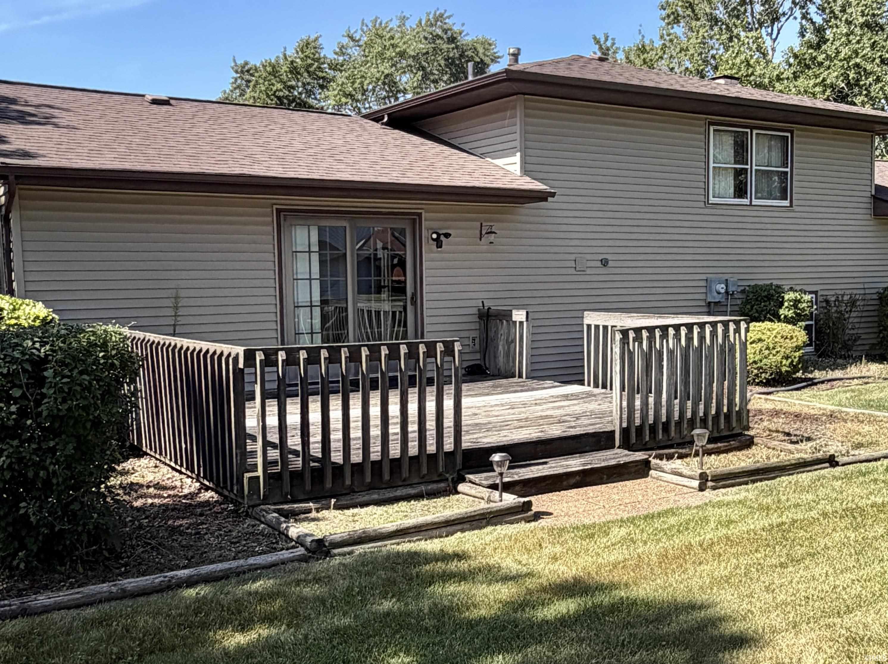 Photo 3 of Sale Pending at 7473 Wright St, Merrillville, IN 46410 | MLS# 202637789 | Listing updated on 2026-09-15