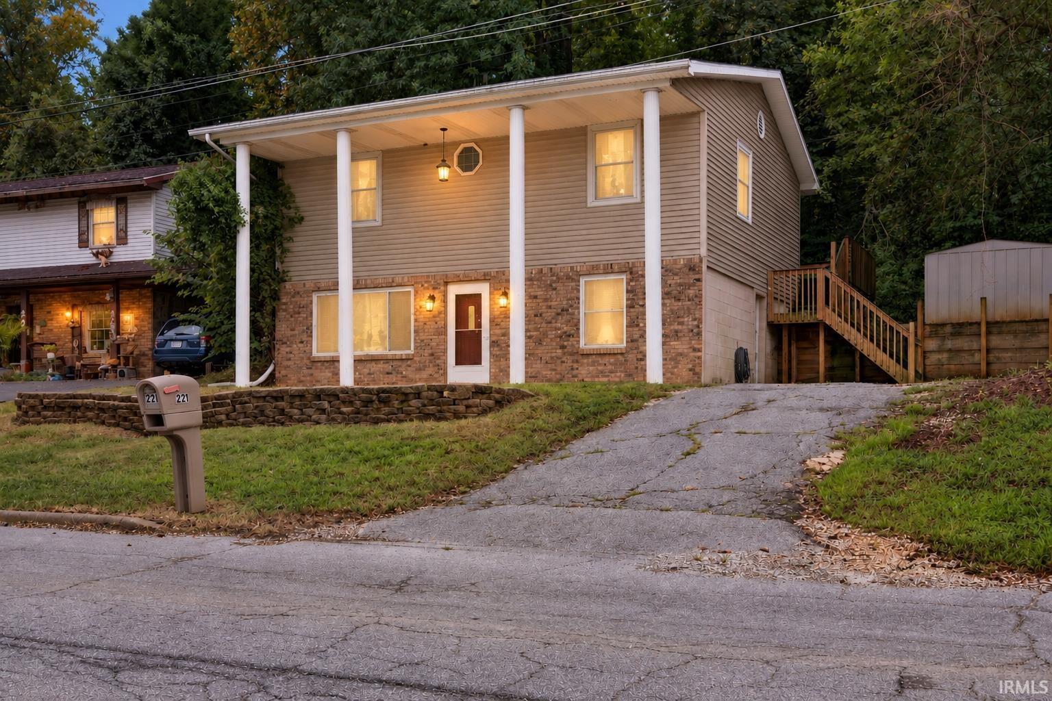 Photo 2 of Manufactured home for sale at 221 S Bosse Ave, Evansville, IN 47712 | MLS# 202637791 | Listing updated on 2026-09-13
