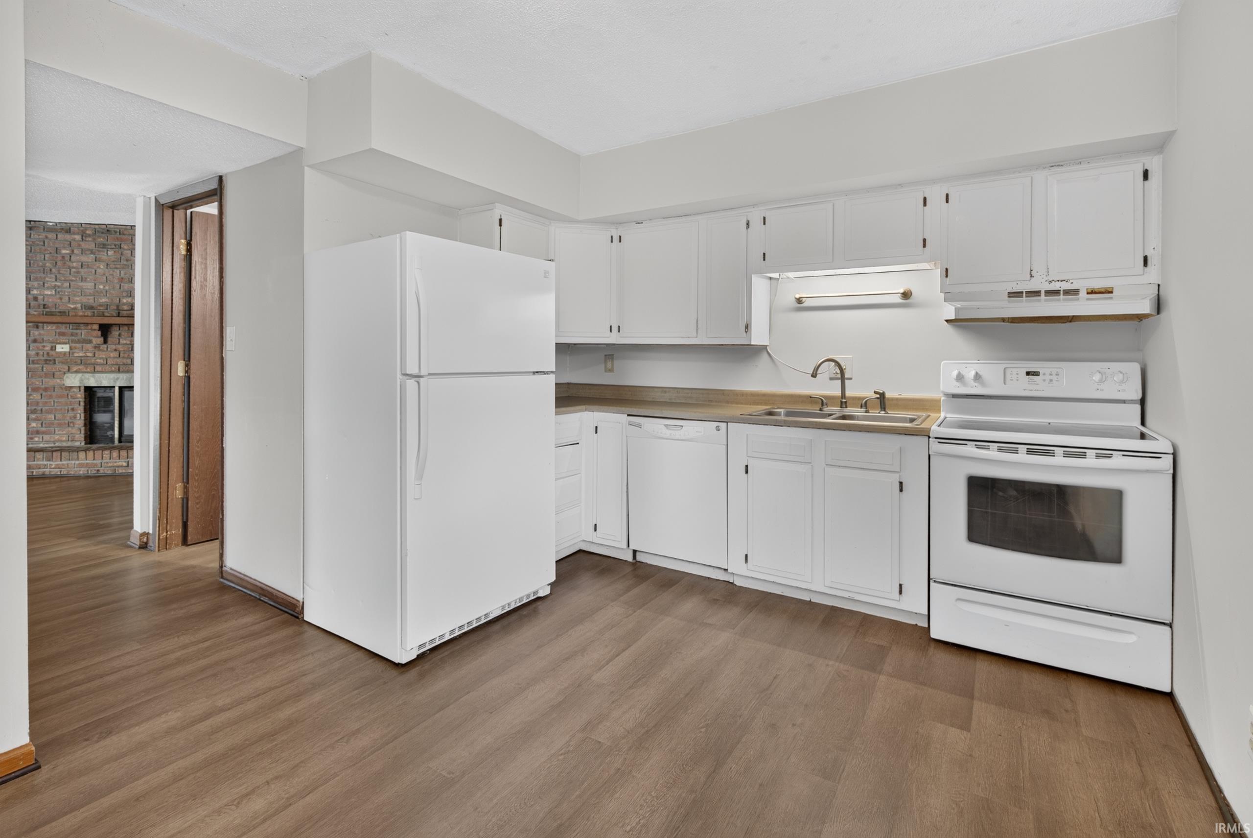 Photo 4 of Manufactured home for sale at 221 S Bosse Ave, Evansville, IN 47712 | MLS# 202637791 | Listing updated on 2026-09-13