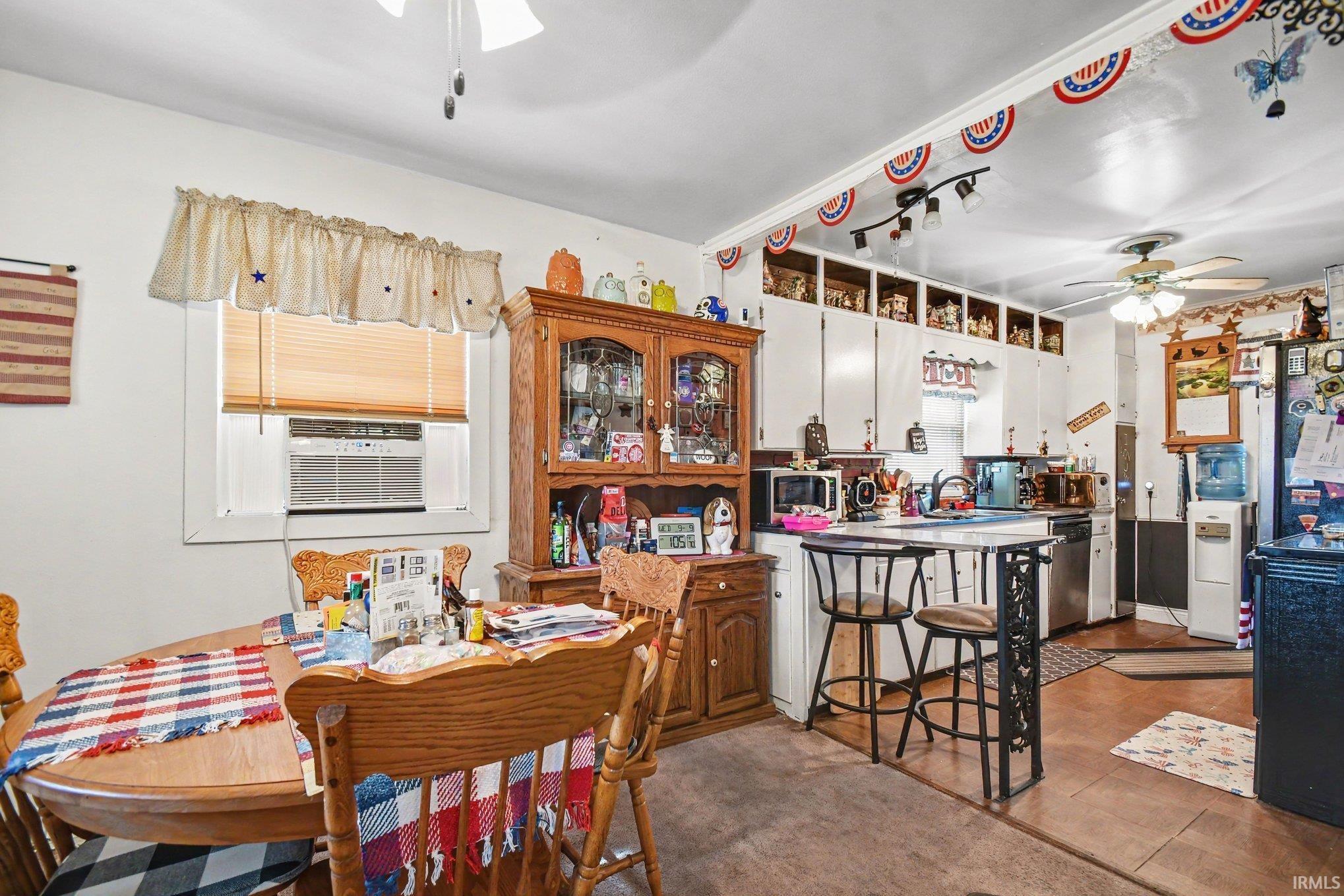 Photo 4 of Manufactured home for sale at 405 S West Blvd, Elkhart, IN 46514 | MLS# 202637818 | Listing updated on 2026-09-13