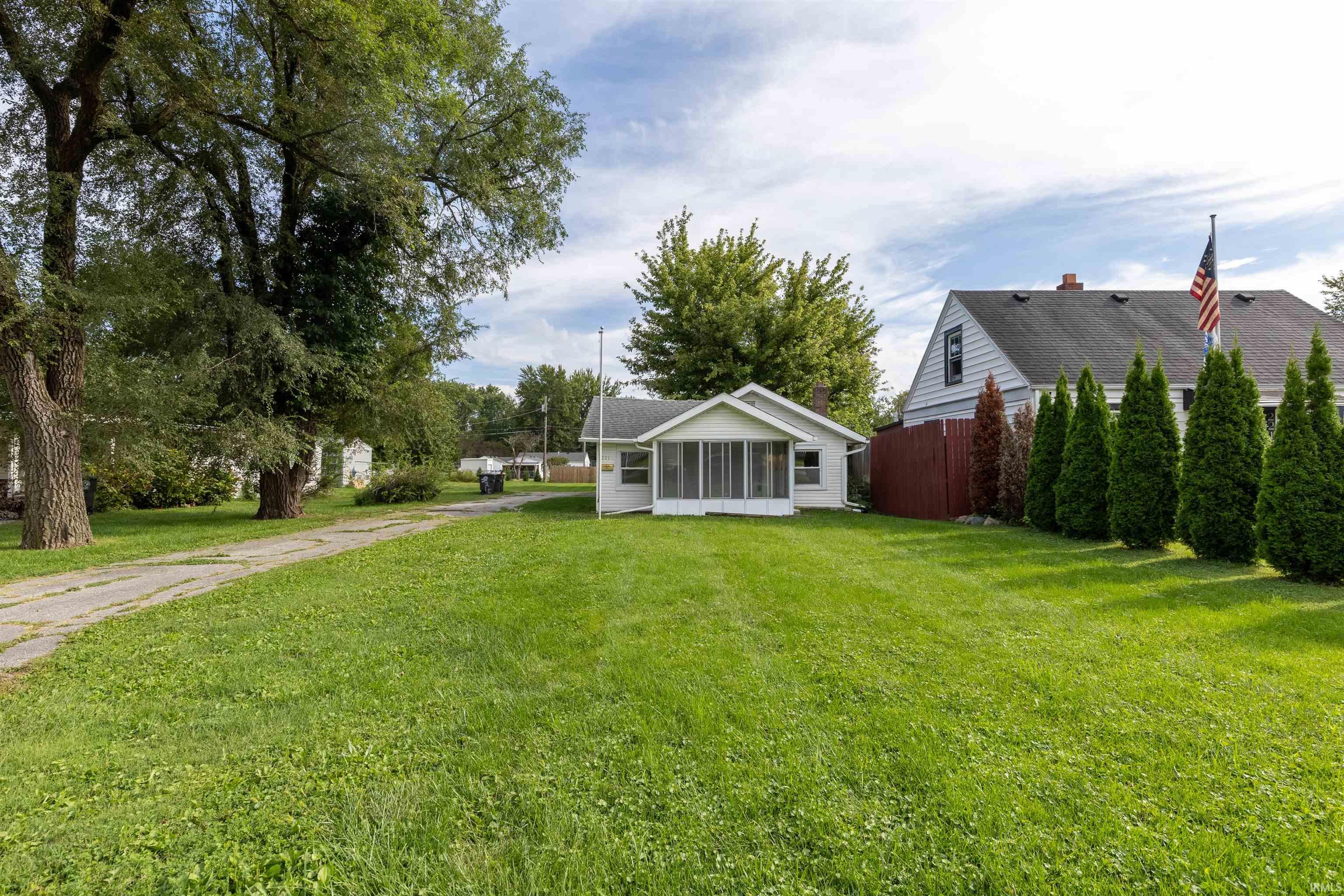 Photo 1 of Manufactured home for sale at 2215 Rehm Dr, Fort Wayne, IN 46819 | MLS# 202637822 | Listing updated on 2026-09-13