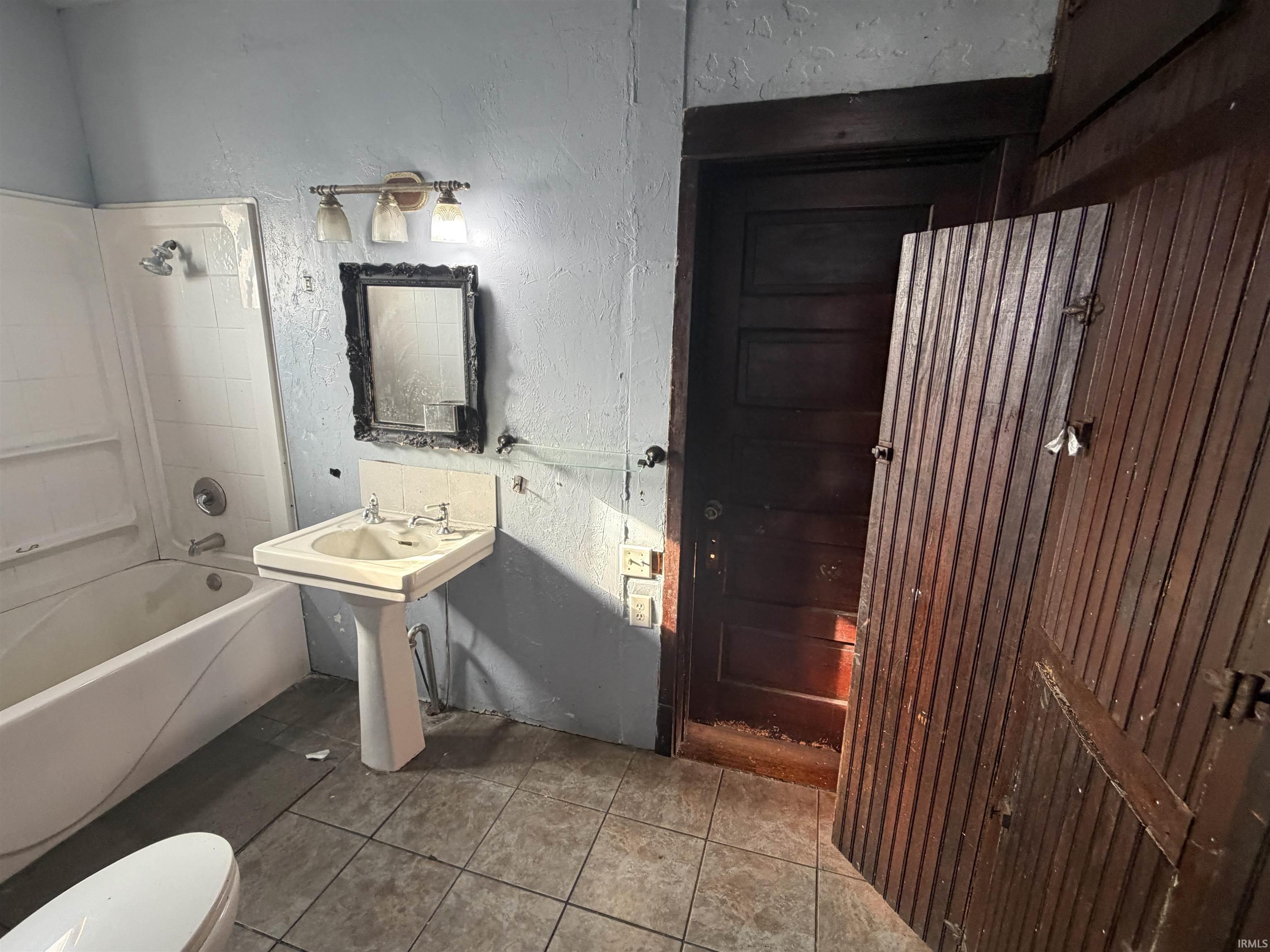 Photo 3 of Manufactured home for sale at 318 Clifford Ave, Union City, IN 47390 | MLS# 202637844 | Listing updated on 2026-09-14